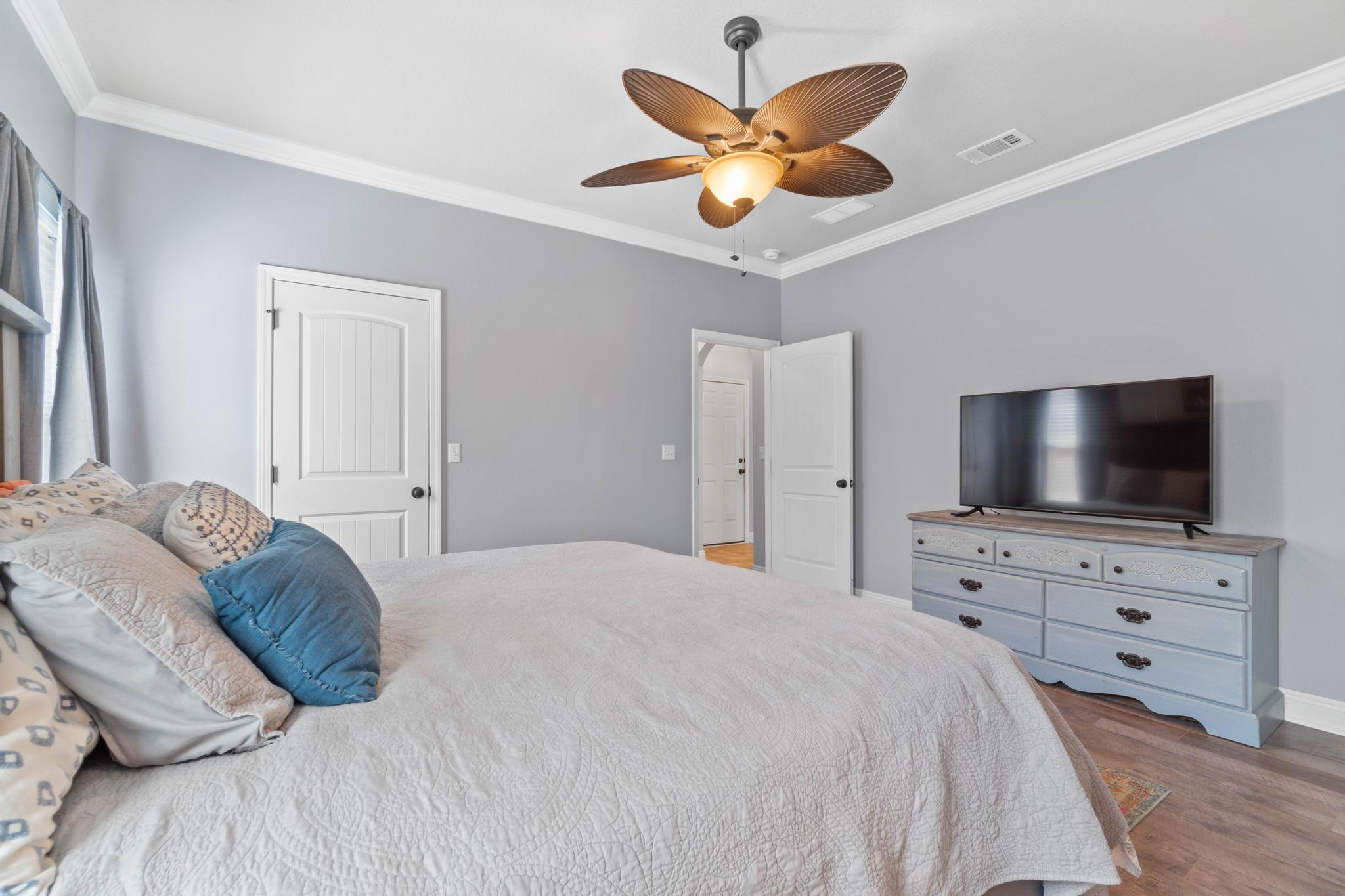 WATERFORD SOUND - Residential