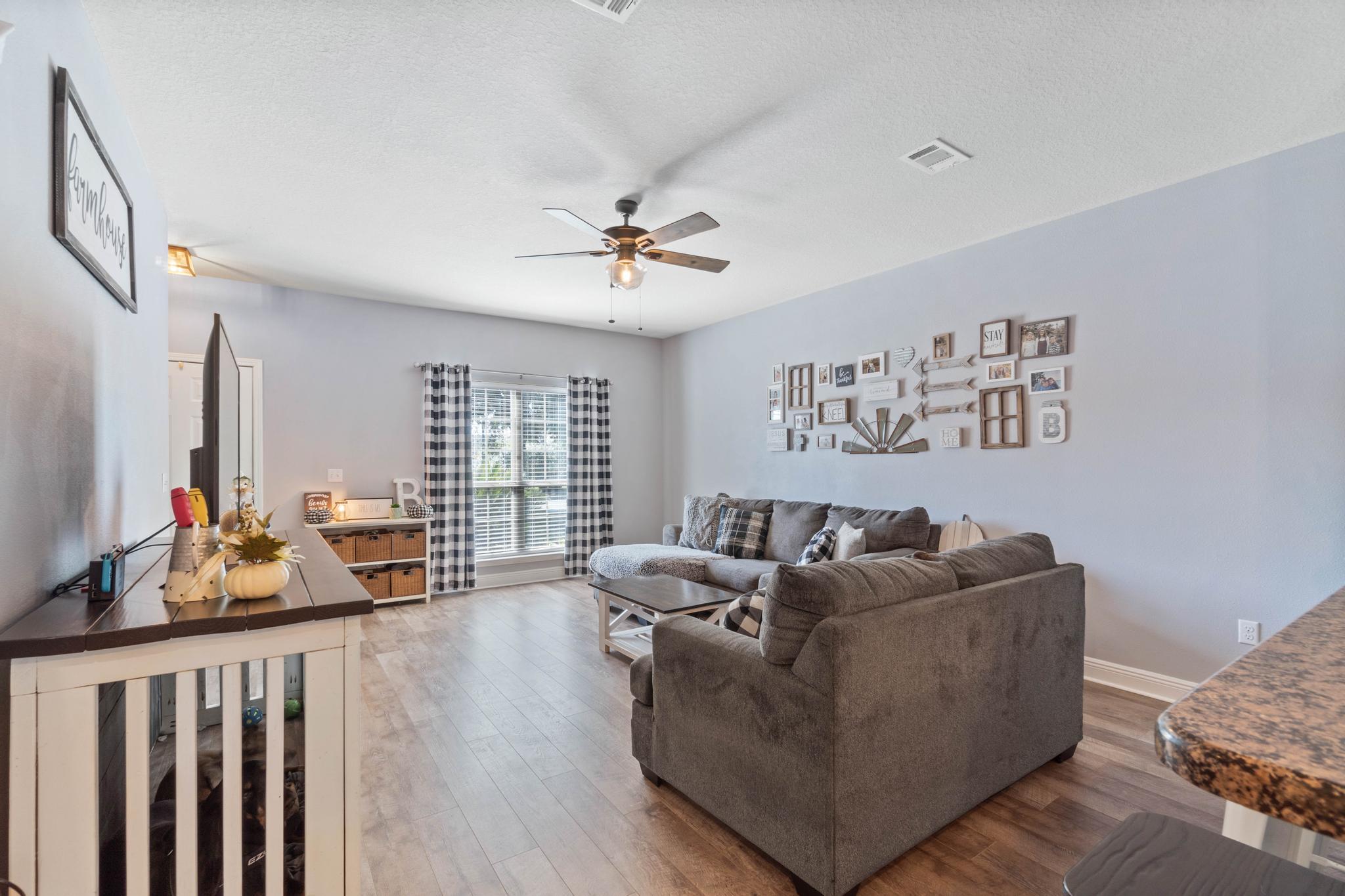 WATERFORD SOUND - Residential