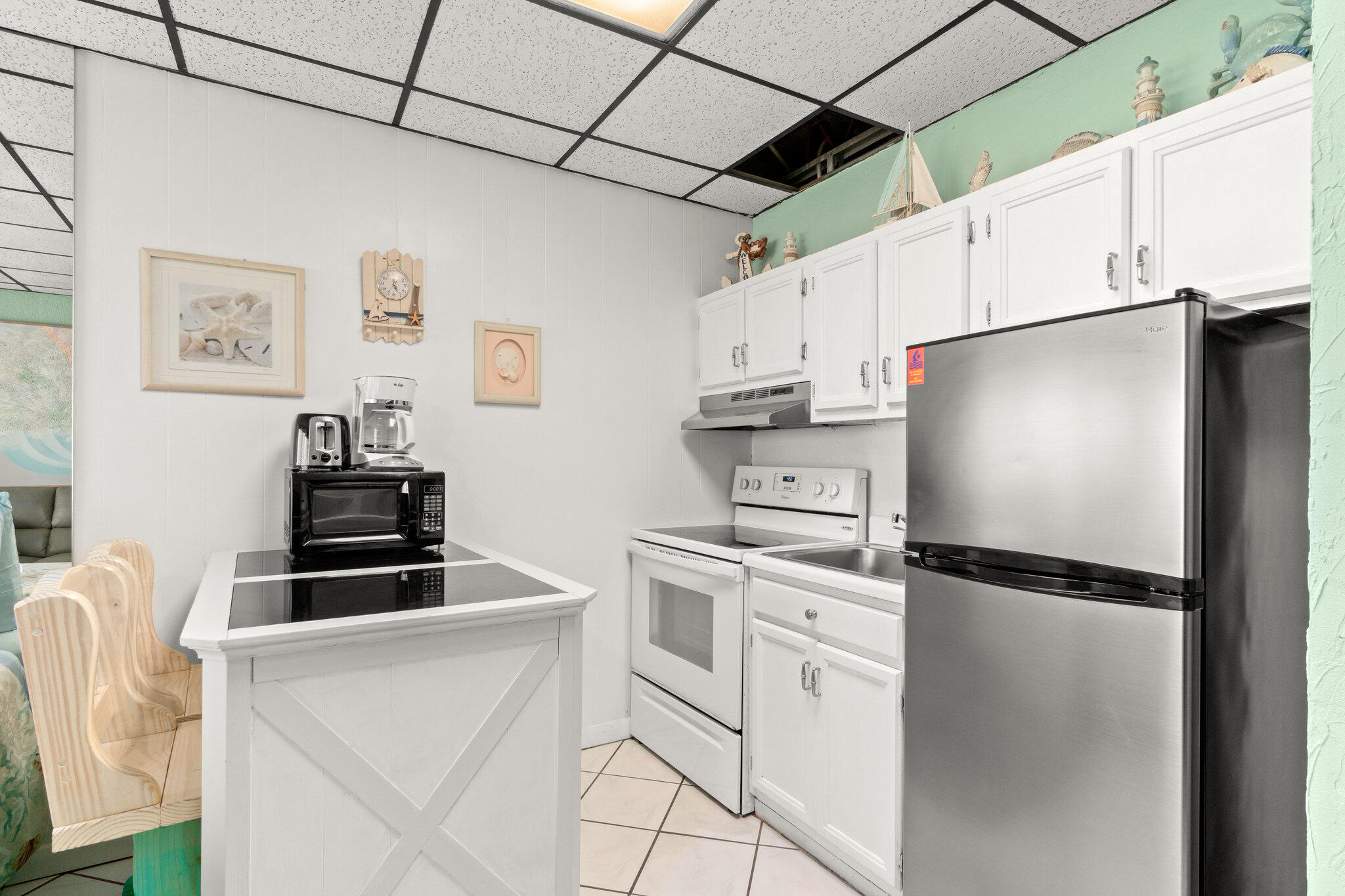 CONTINENTAL CONDO - Residential