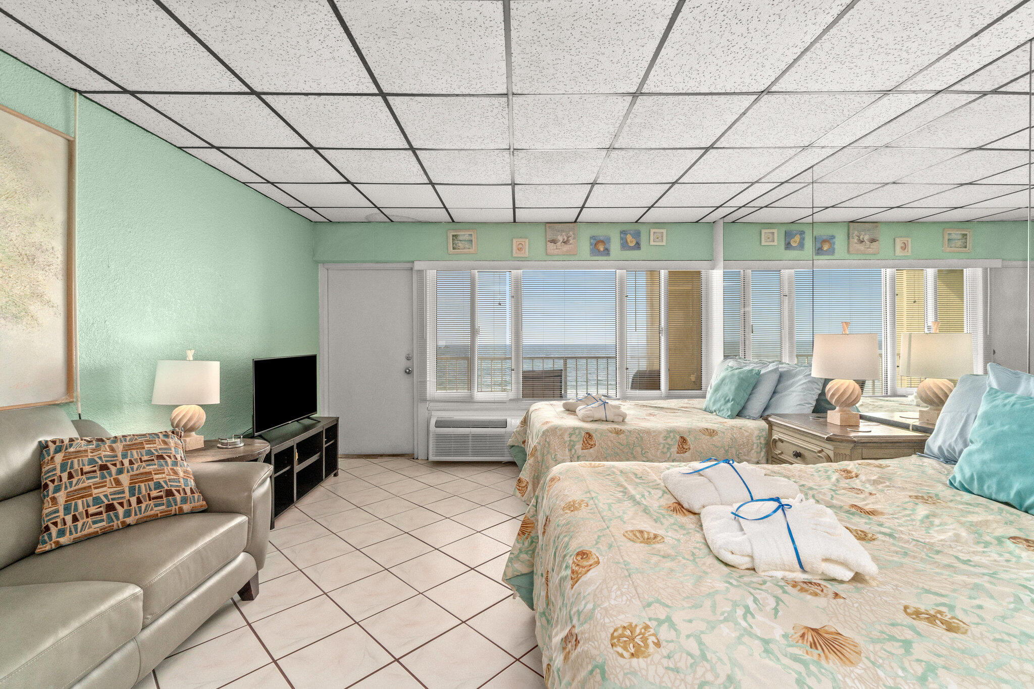 CONTINENTAL CONDO - Residential