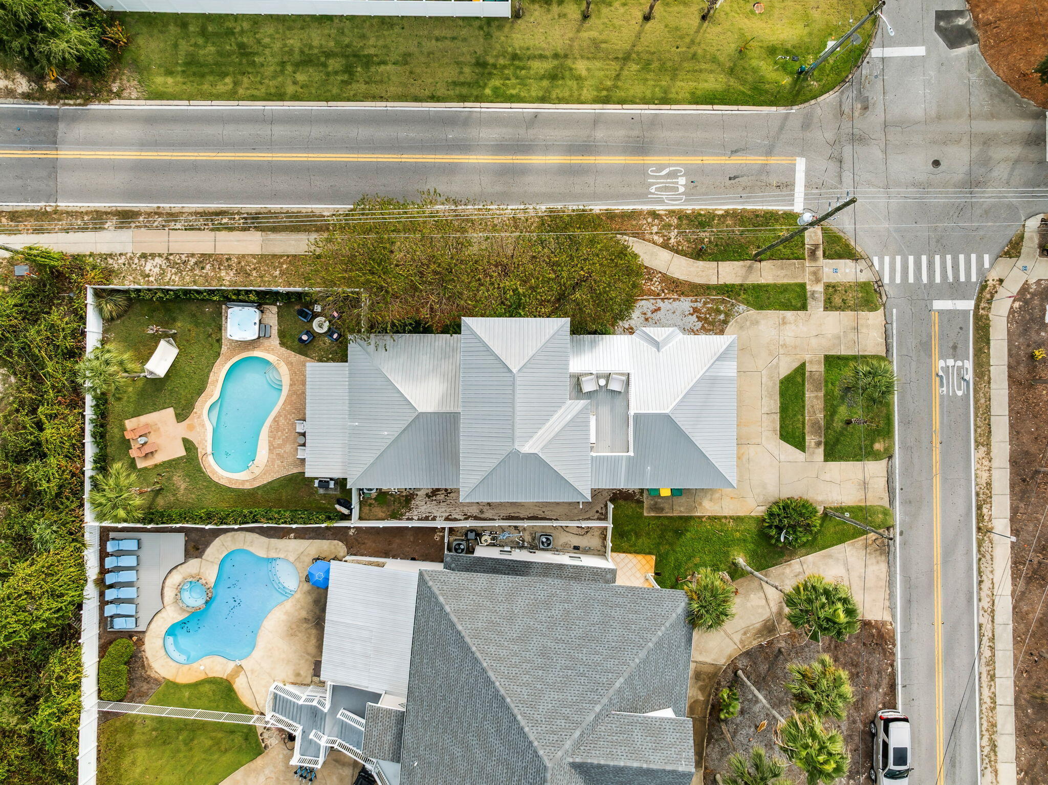 CRYSTAL BEACH - Residential