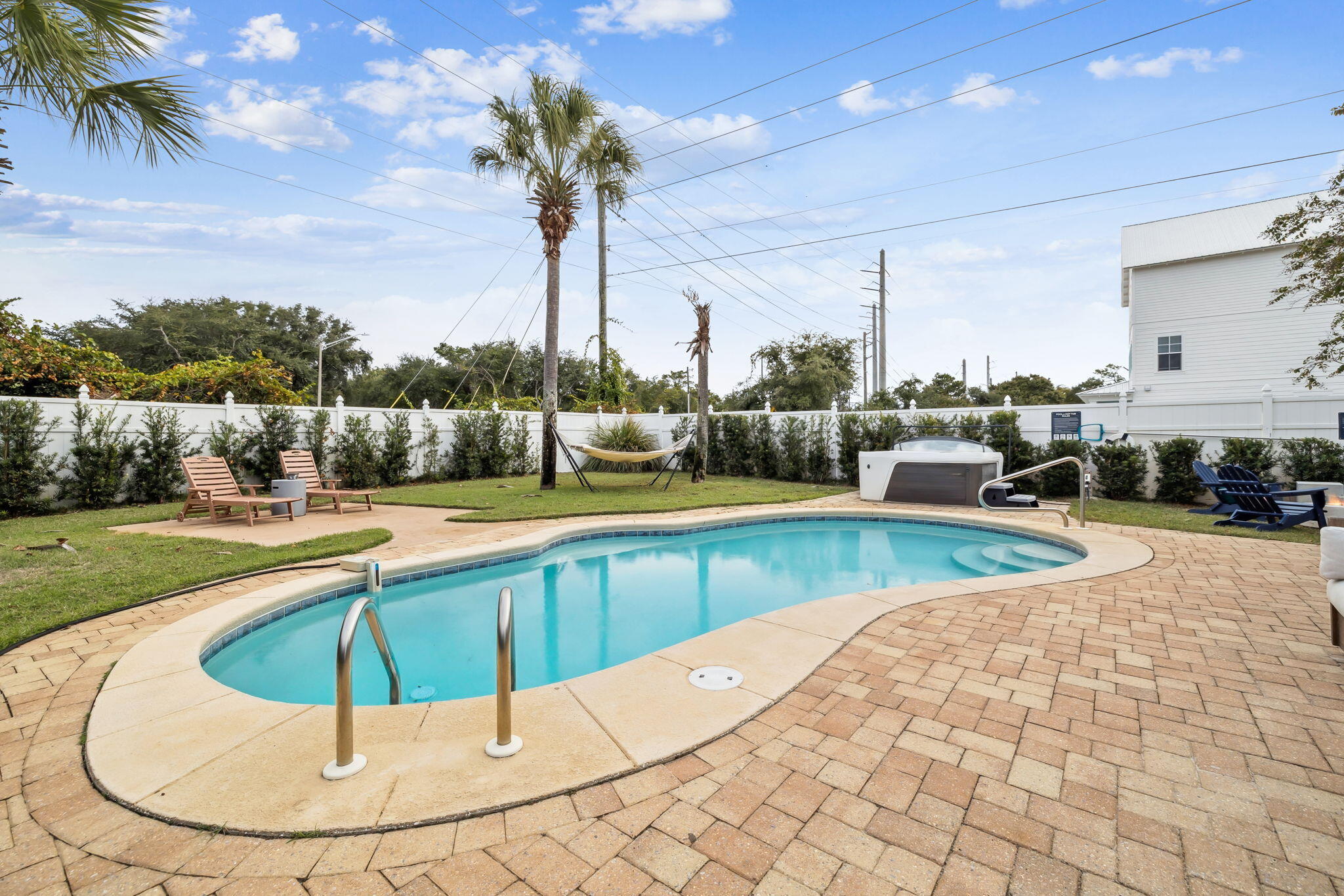 CRYSTAL BEACH - Residential