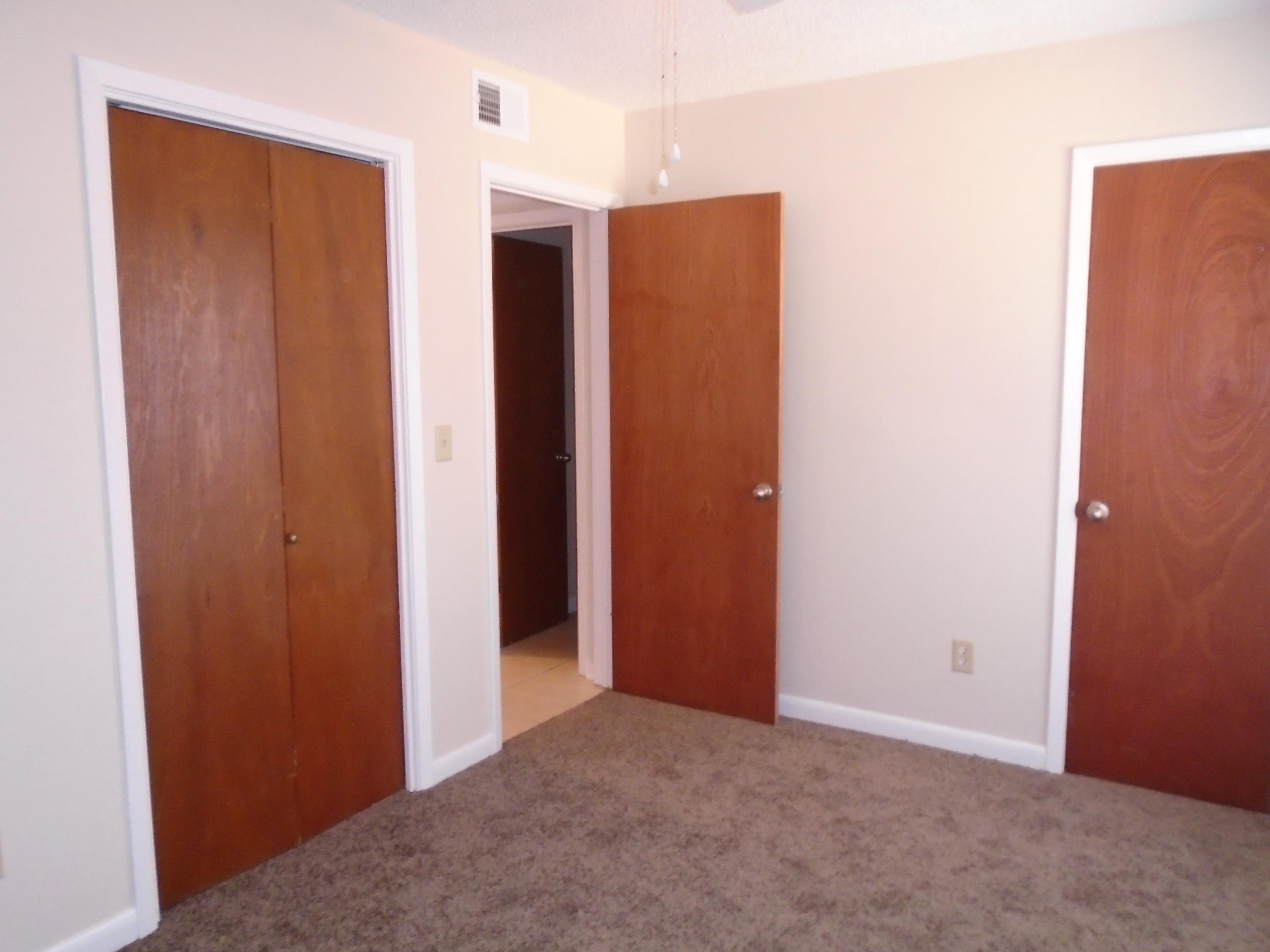 PARTIN BROOKS S/D - Residential Lease