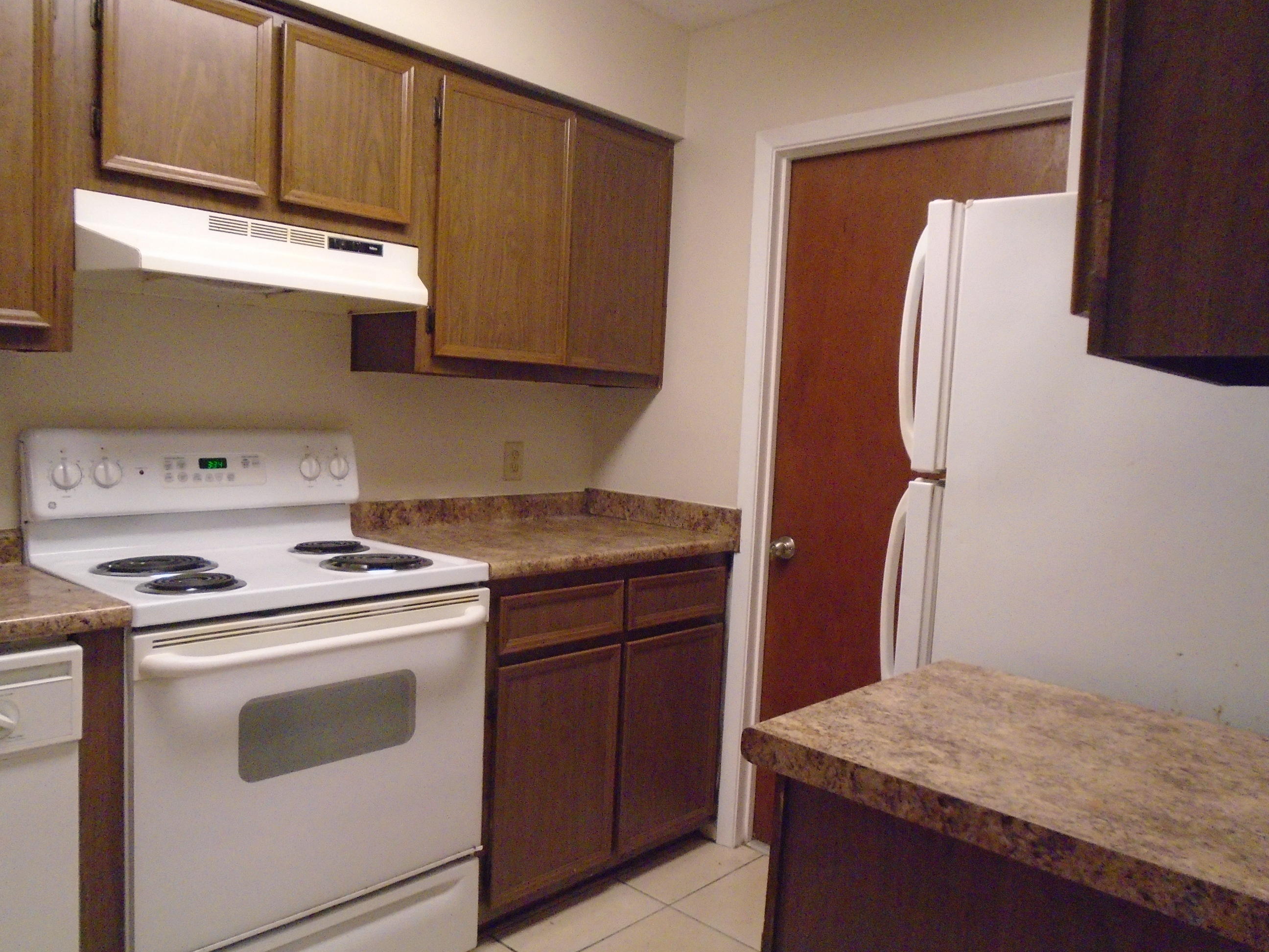 PARTIN BROOKS S/D - Residential Lease