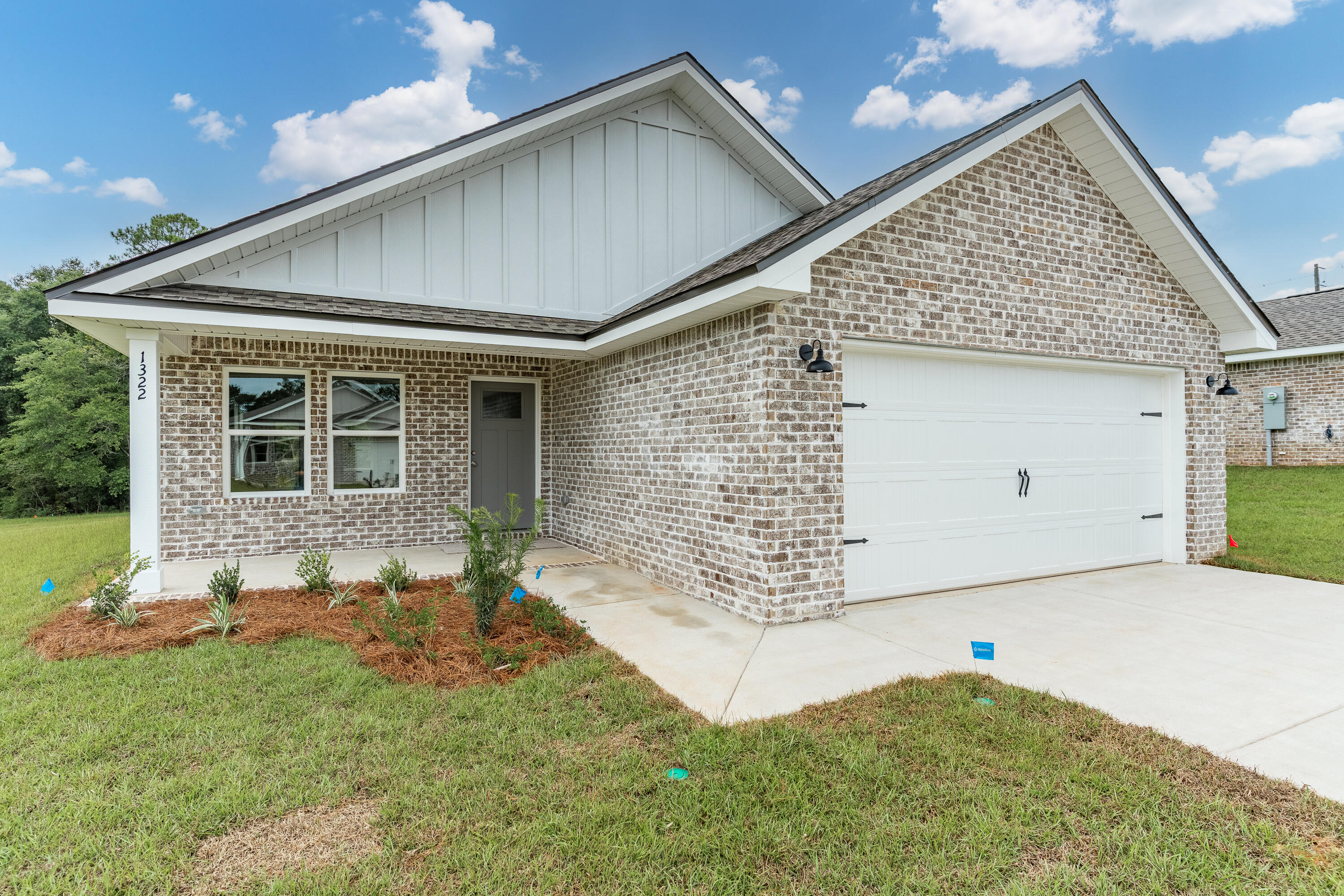 SOUTHERN DAY CHATEAU - Residential
