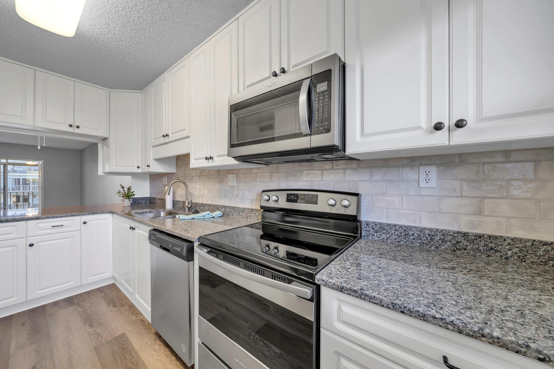 CENTURY PARK WEST - Residential Lease