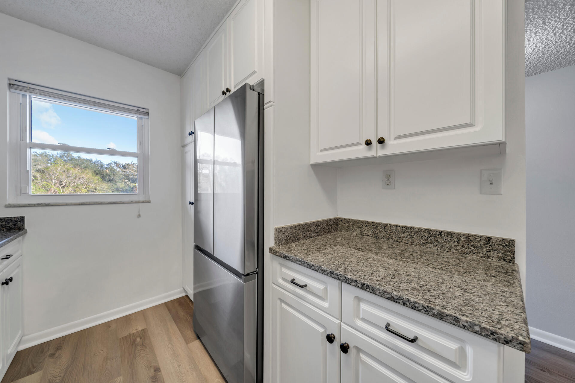 CENTURY PARK WEST - Residential Lease