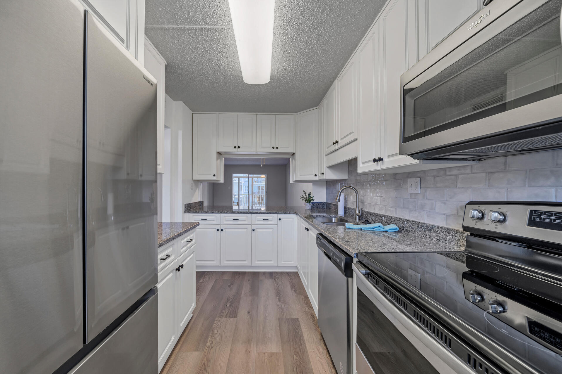 CENTURY PARK WEST - Residential Lease