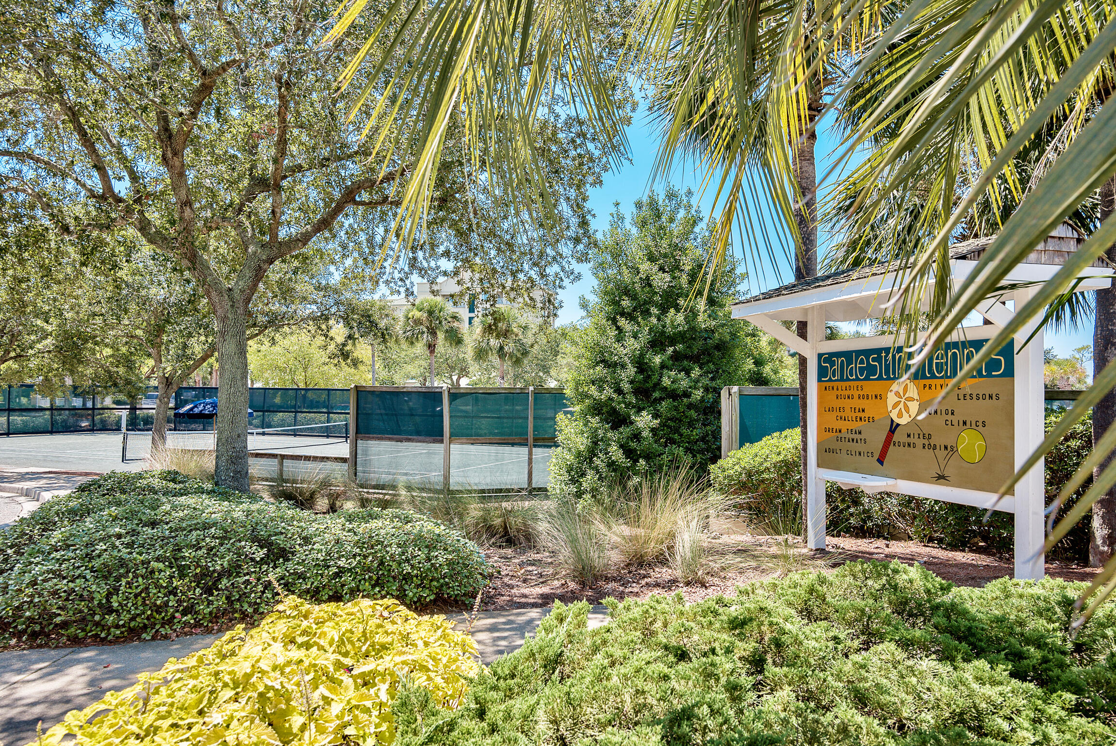 TROON DRIVE - Residential
