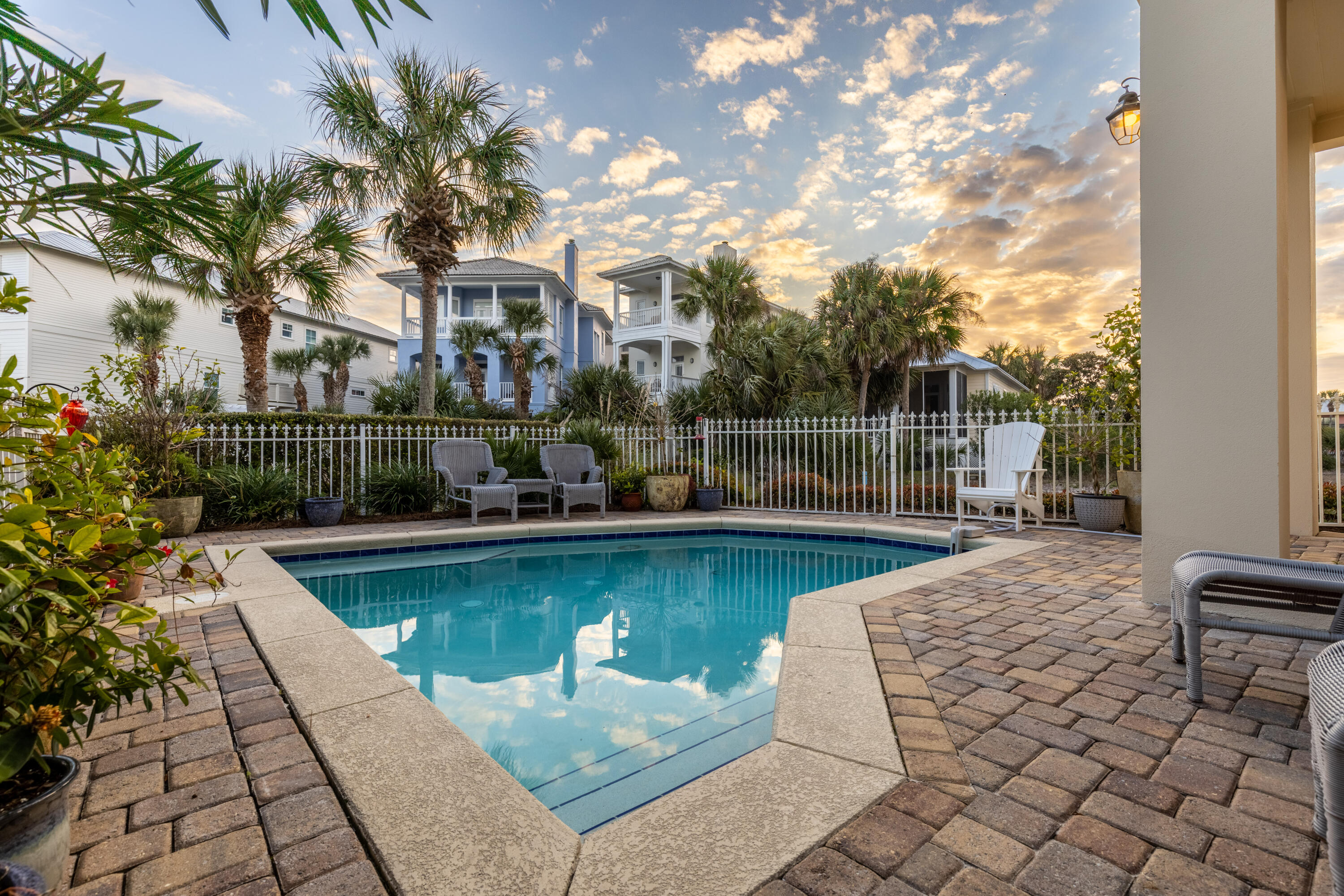 DESTIN POINTE - Residential