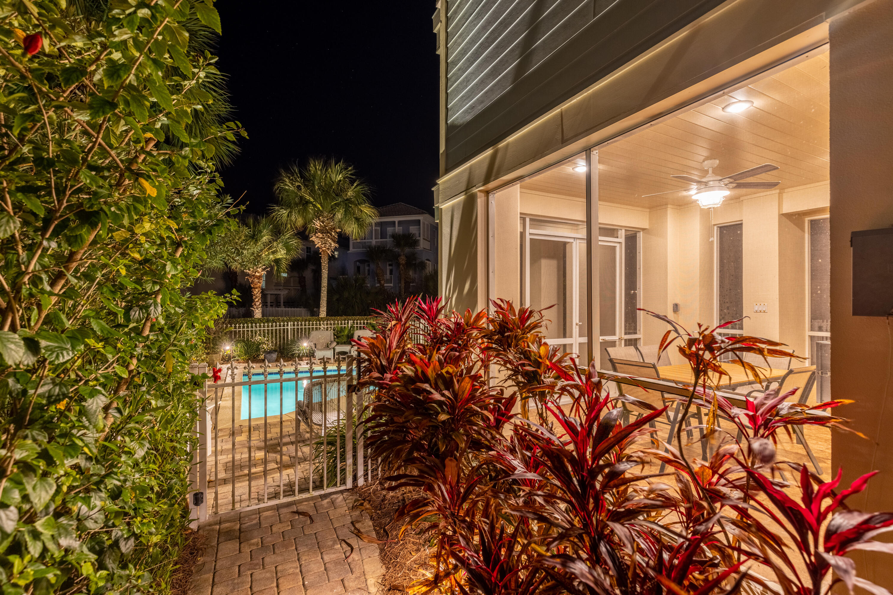DESTIN POINTE - Residential