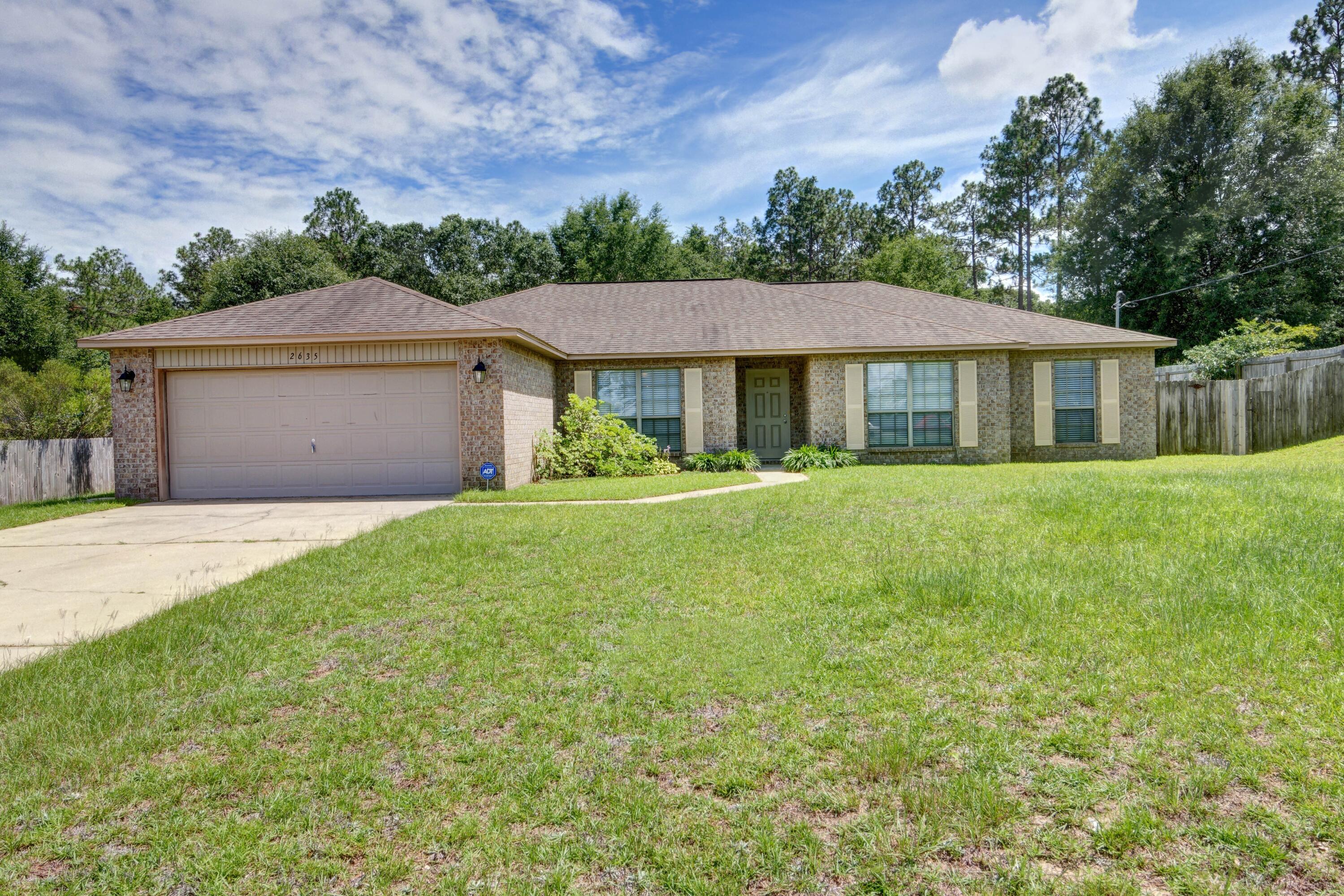 SILVER SPRINGS EST - Residential