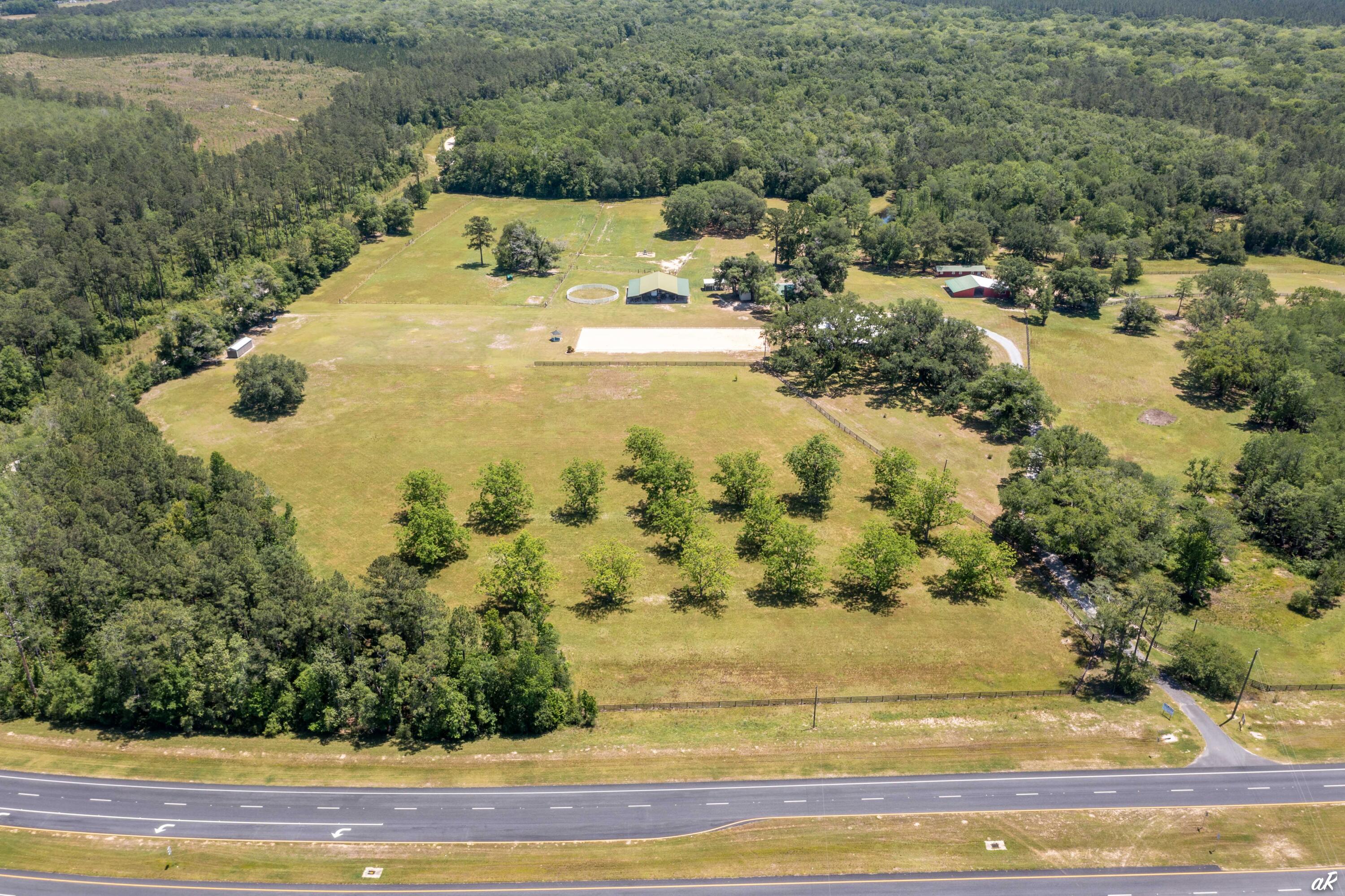 NO RECORDED SUBDIVISION - Residential