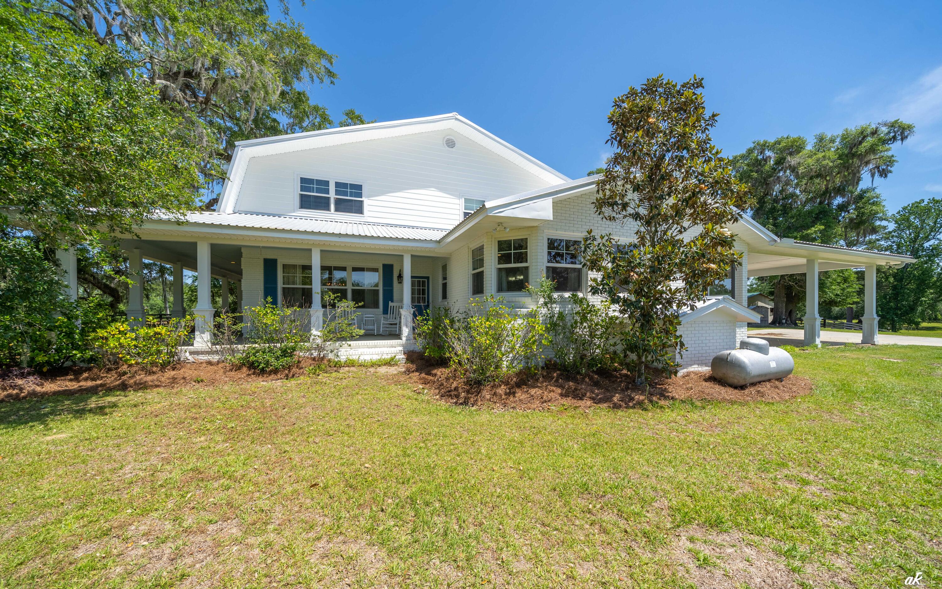 NO RECORDED SUBDIVISION - Residential