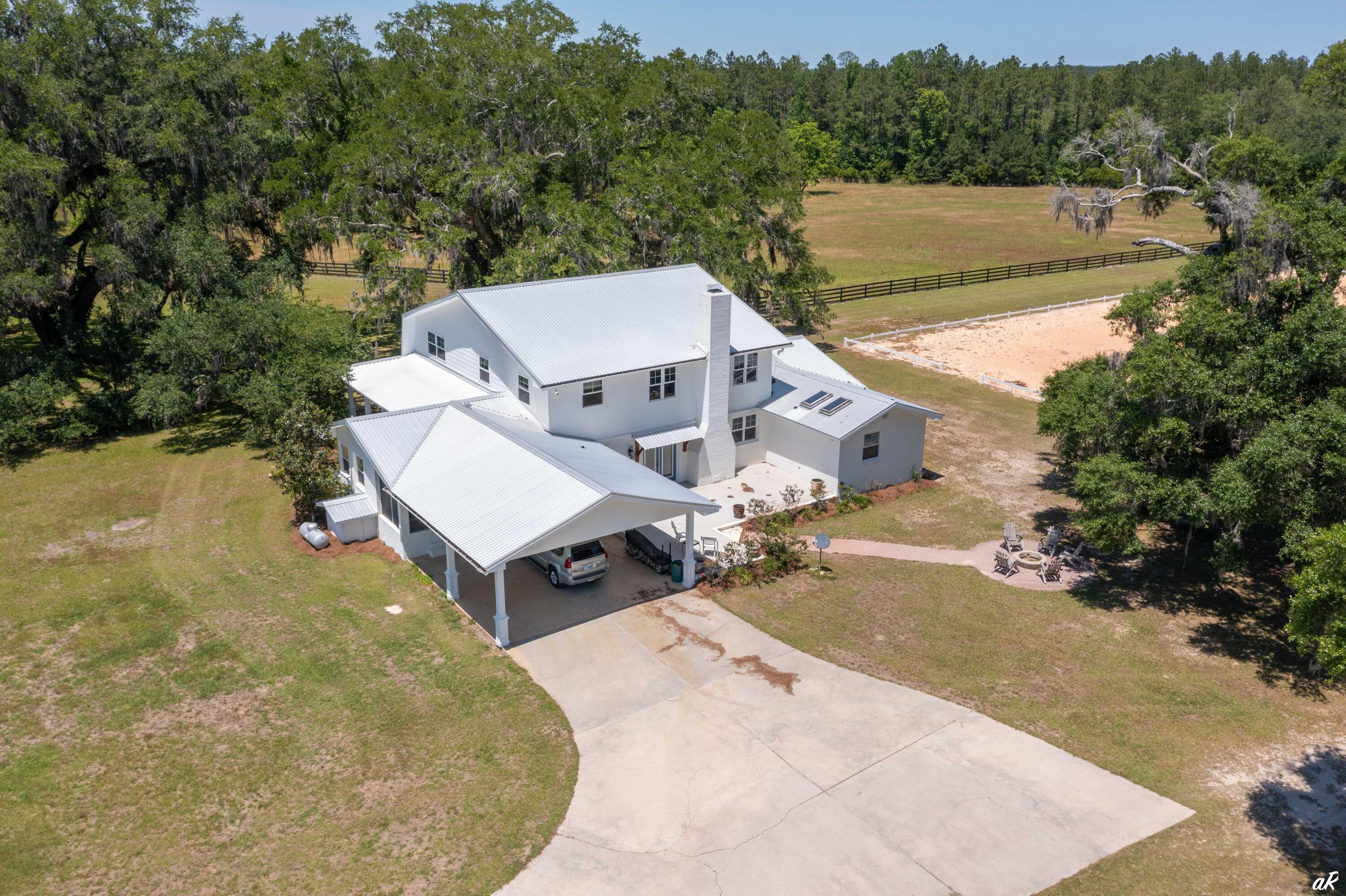 NO RECORDED SUBDIVISION - Residential