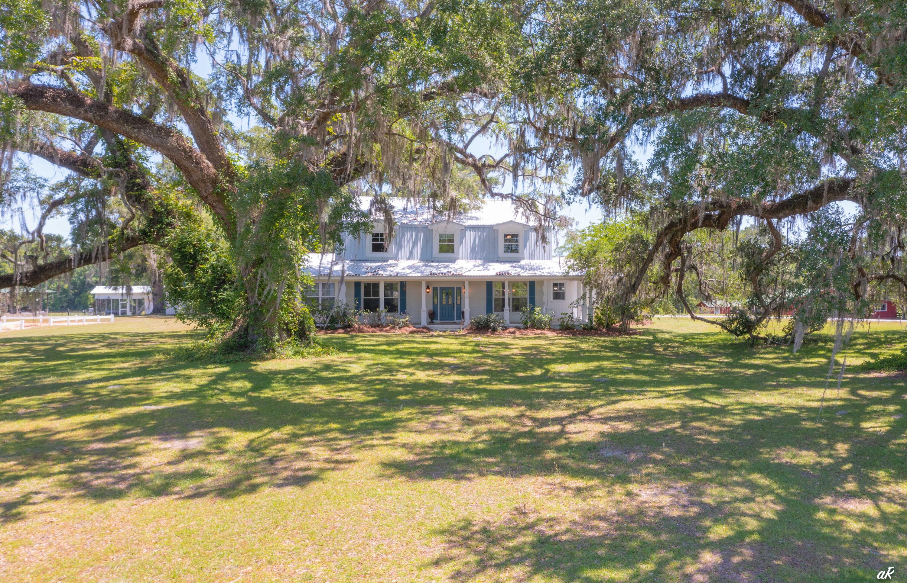 NO RECORDED SUBDIVISION - Residential