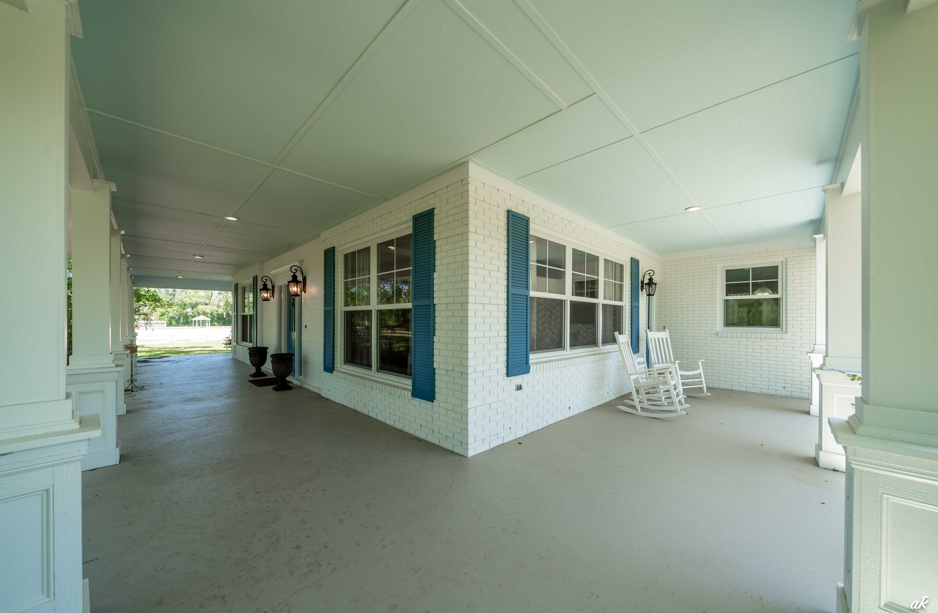 NO RECORDED SUBDIVISION - Residential