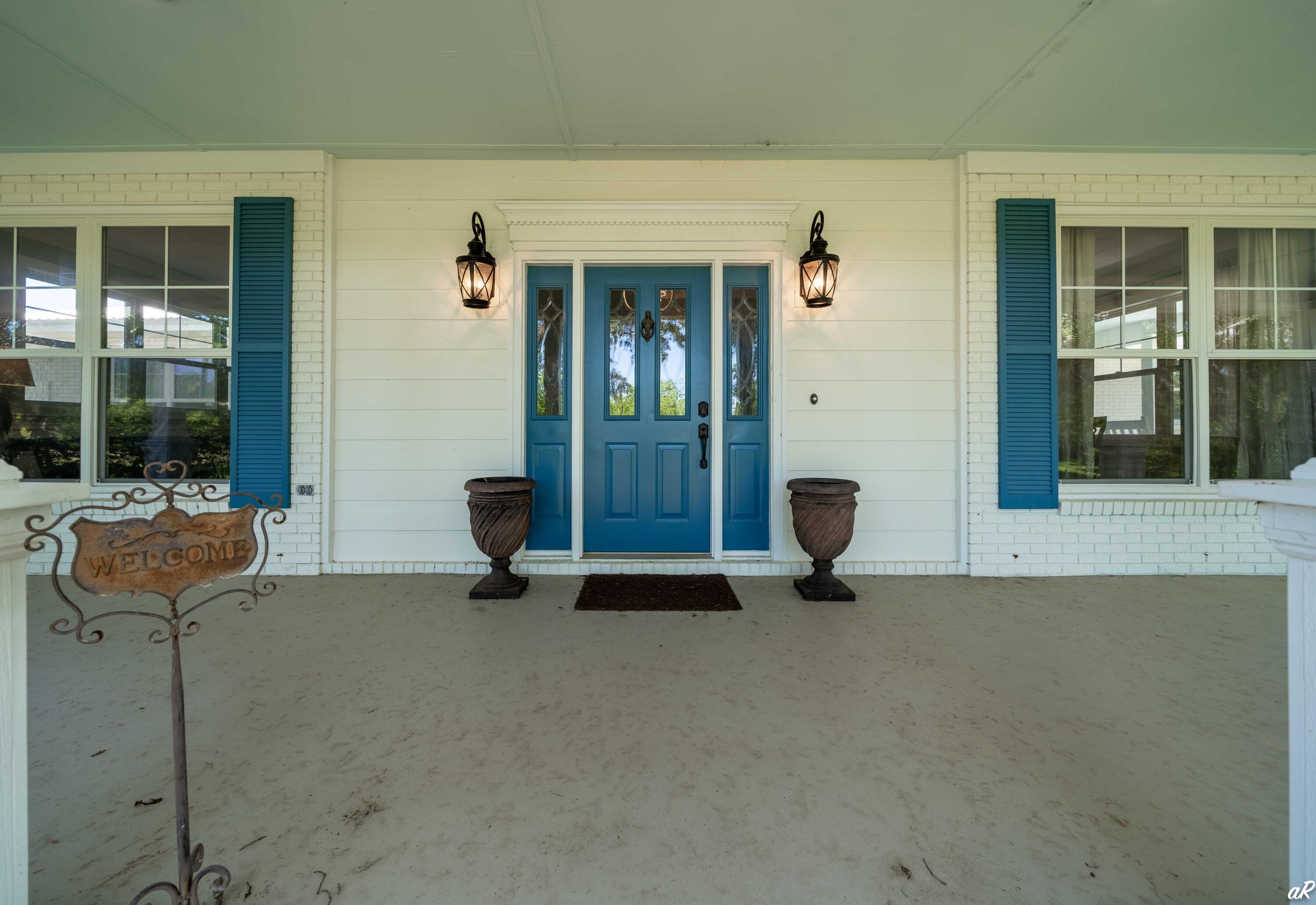 NO RECORDED SUBDIVISION - Residential