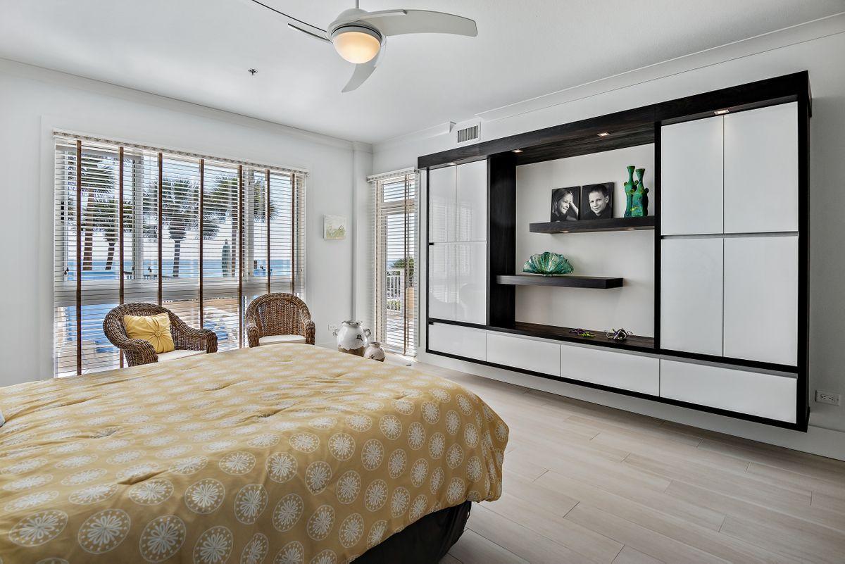 HIDDEN DUNES GRAND VILLAS - Residential