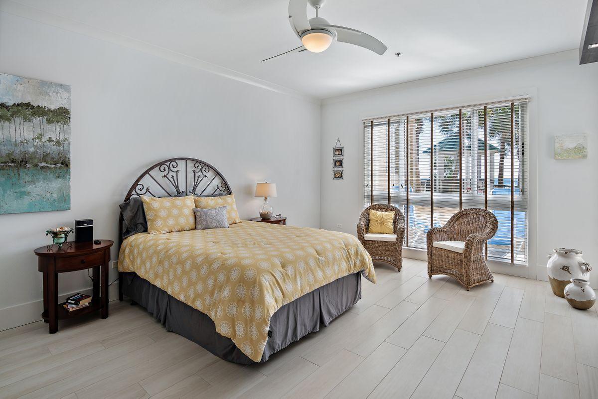HIDDEN DUNES GRAND VILLAS - Residential