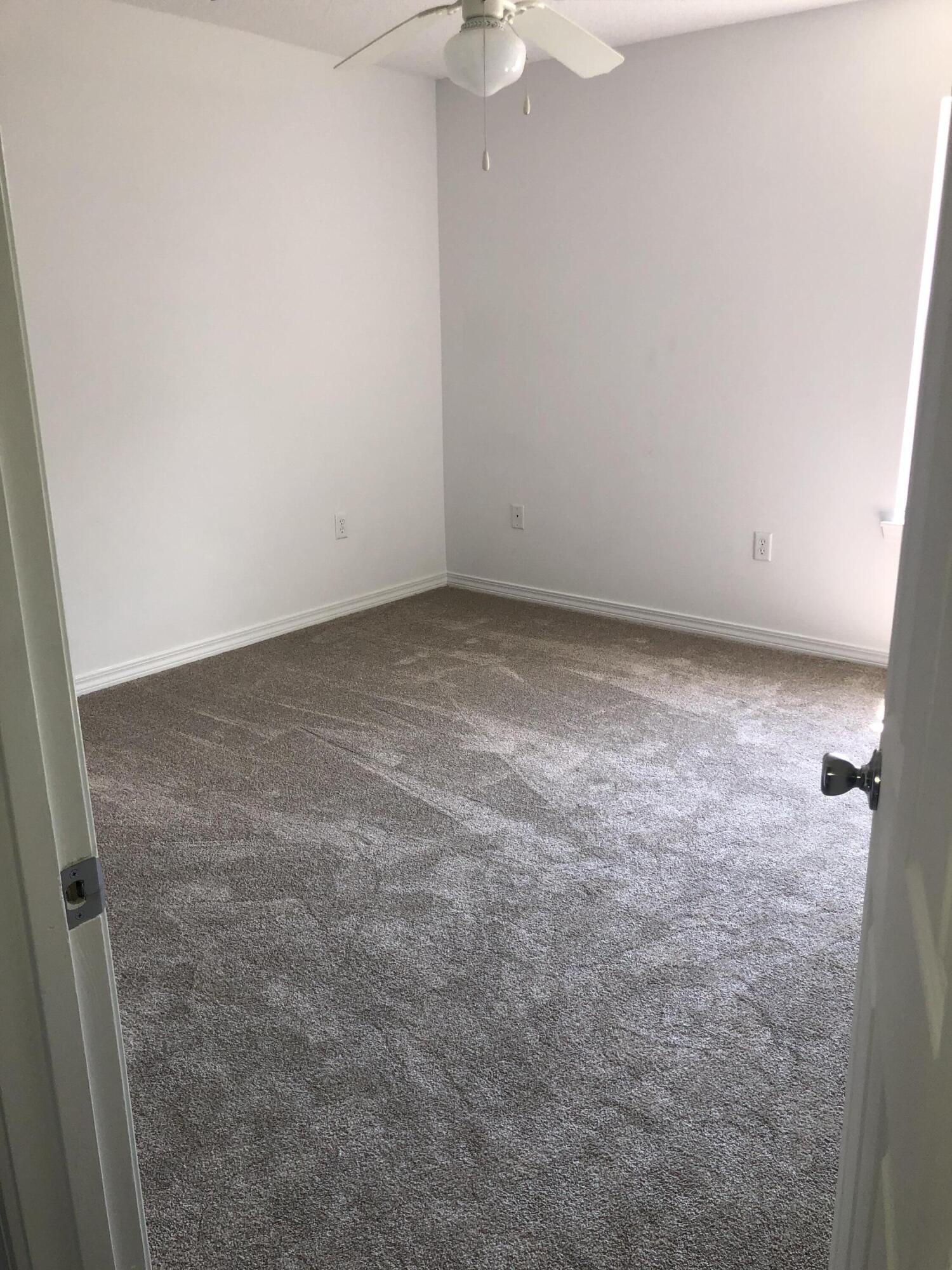 SANTA ROSA OAKS CONDOMINIUM - Residential Lease