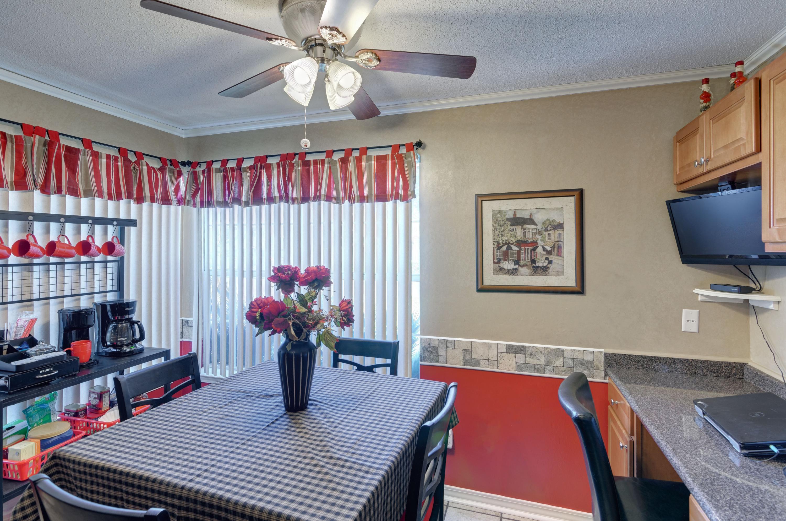 SADDLE CREEK - Residential