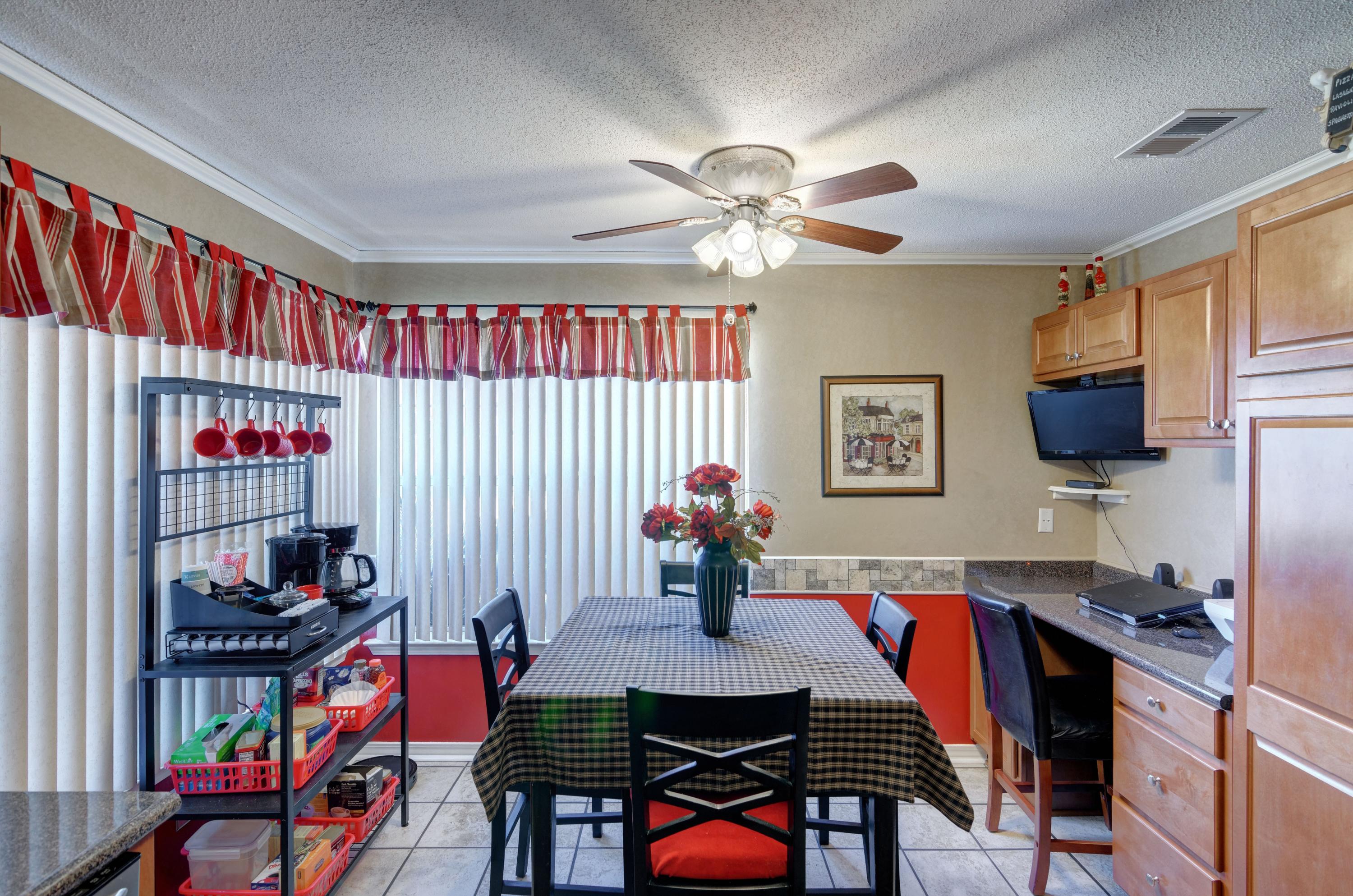 SADDLE CREEK - Residential