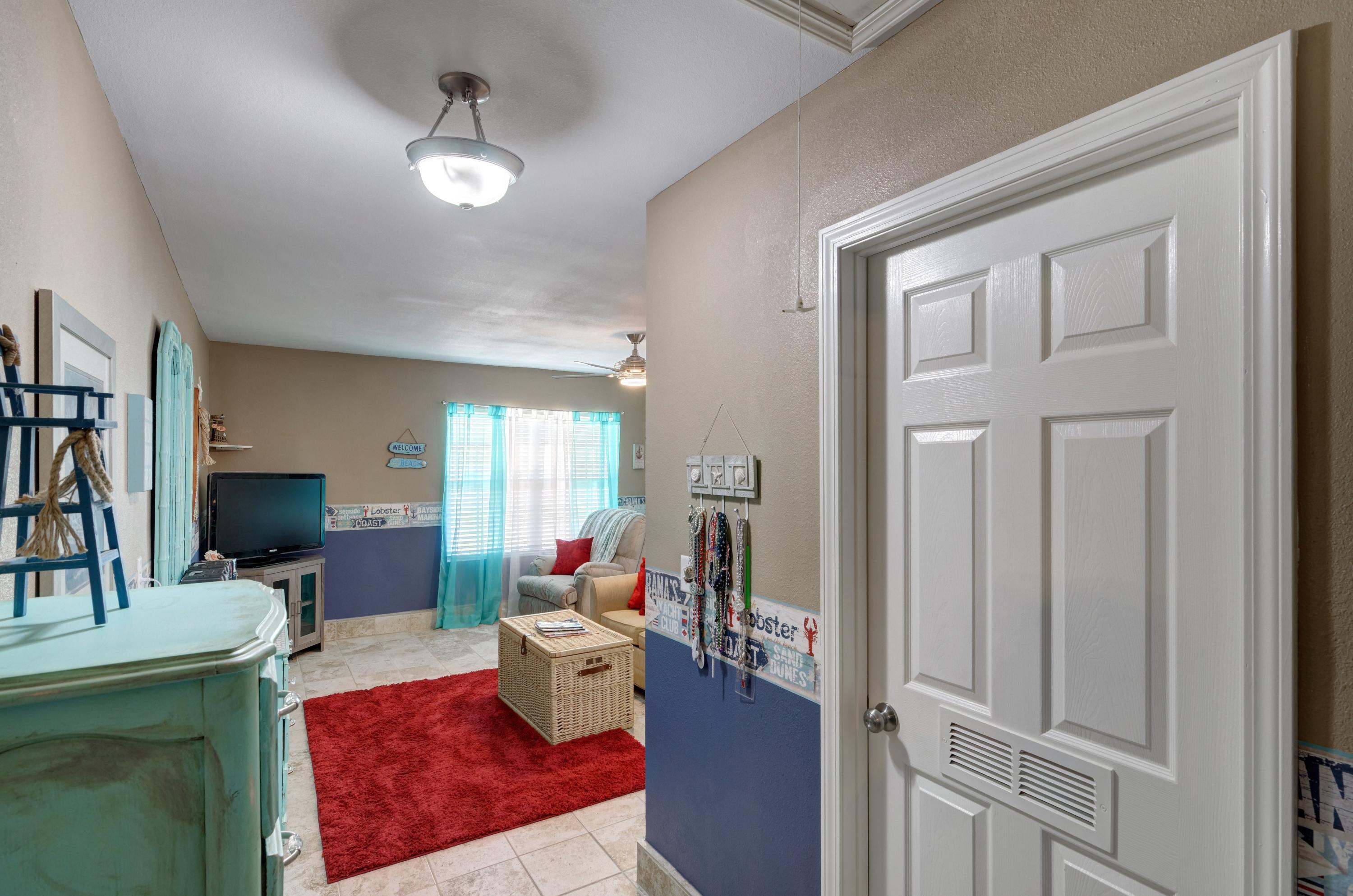 SADDLE CREEK - Residential