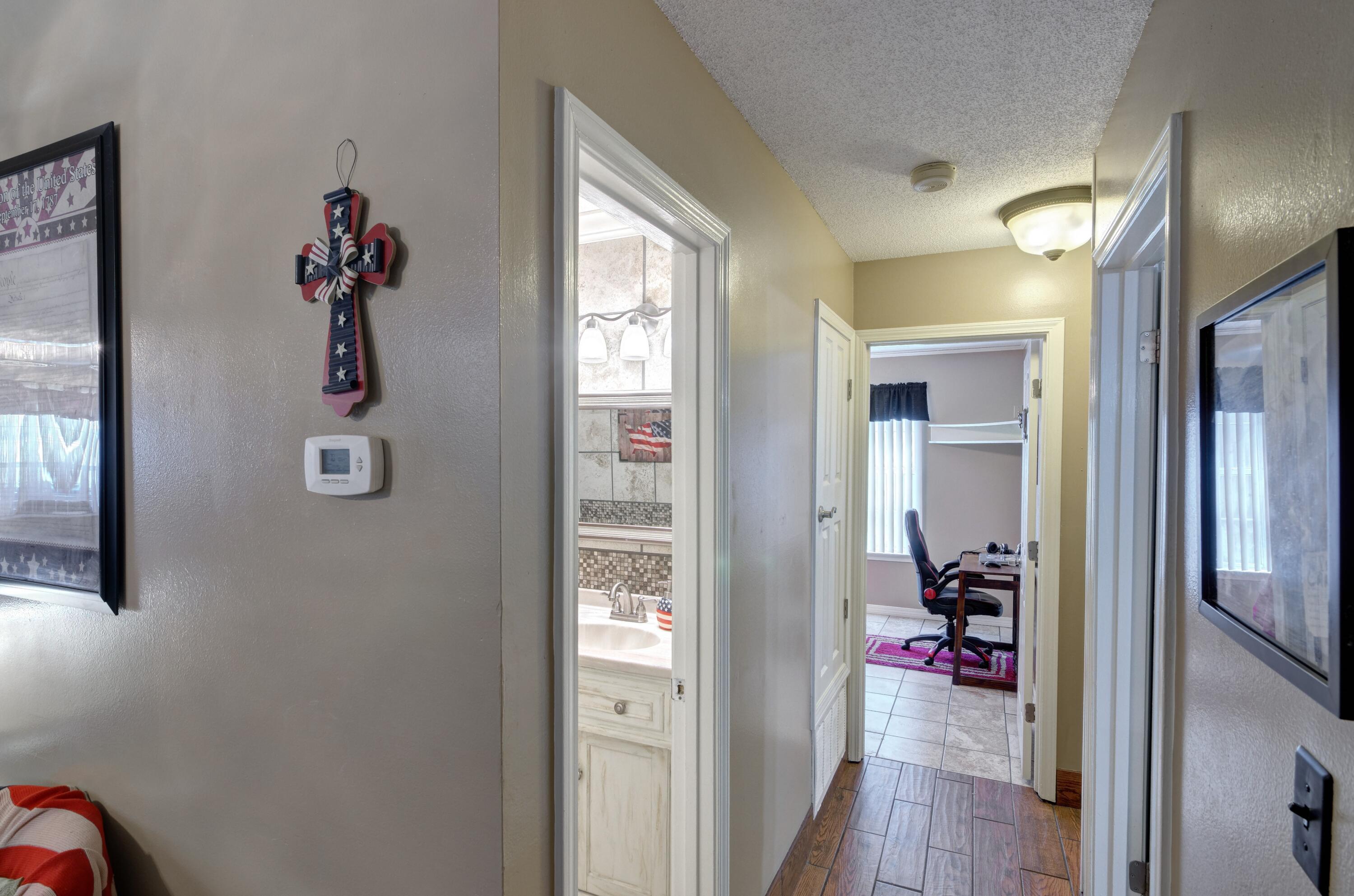 SADDLE CREEK - Residential