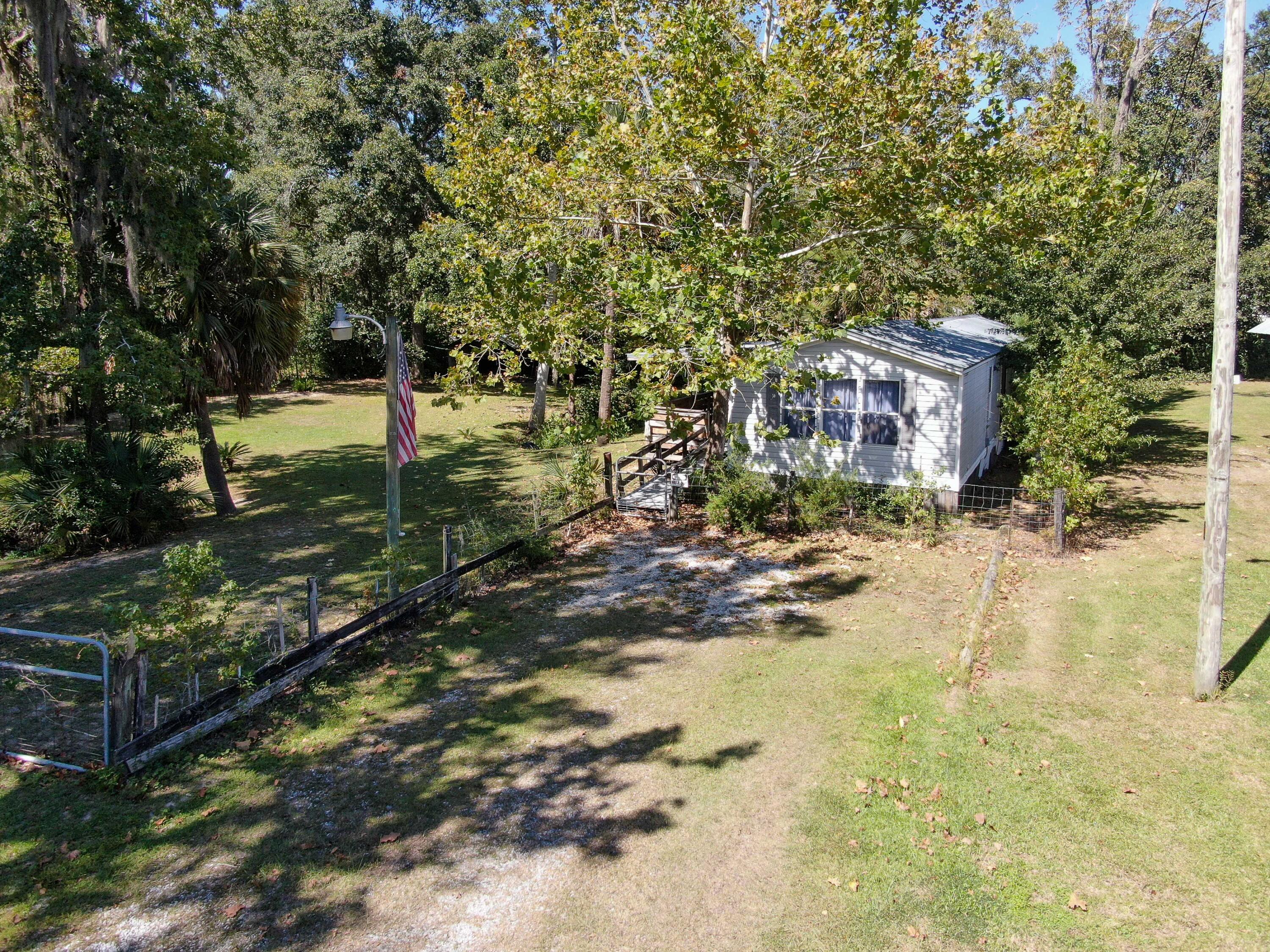 TOWN OF FREEPORT - Residential