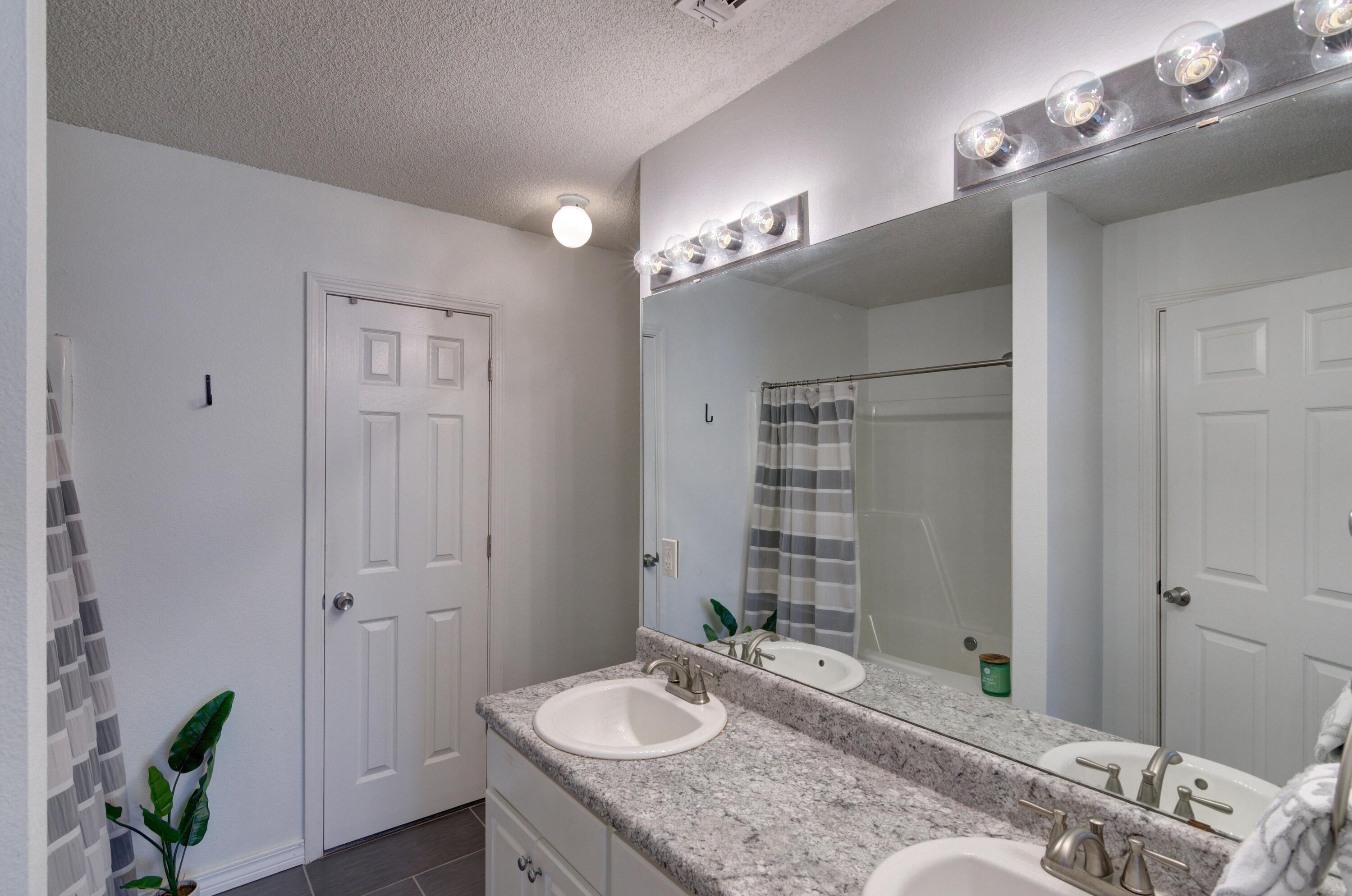 PARKER'S LANDING - Residential