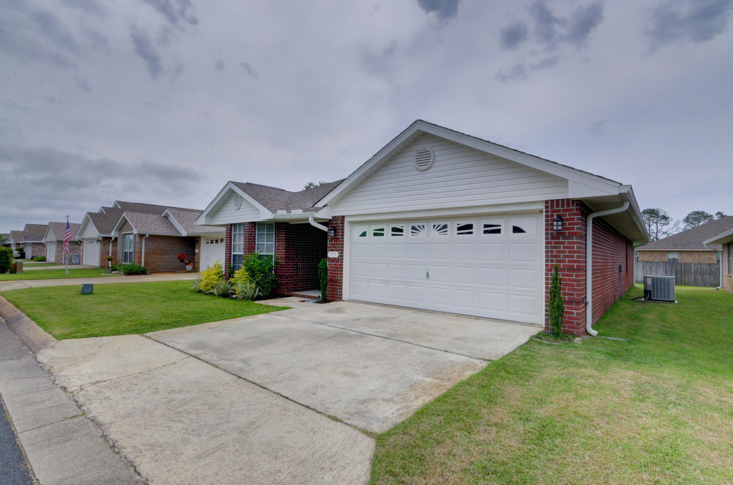 PARKER'S LANDING - Residential