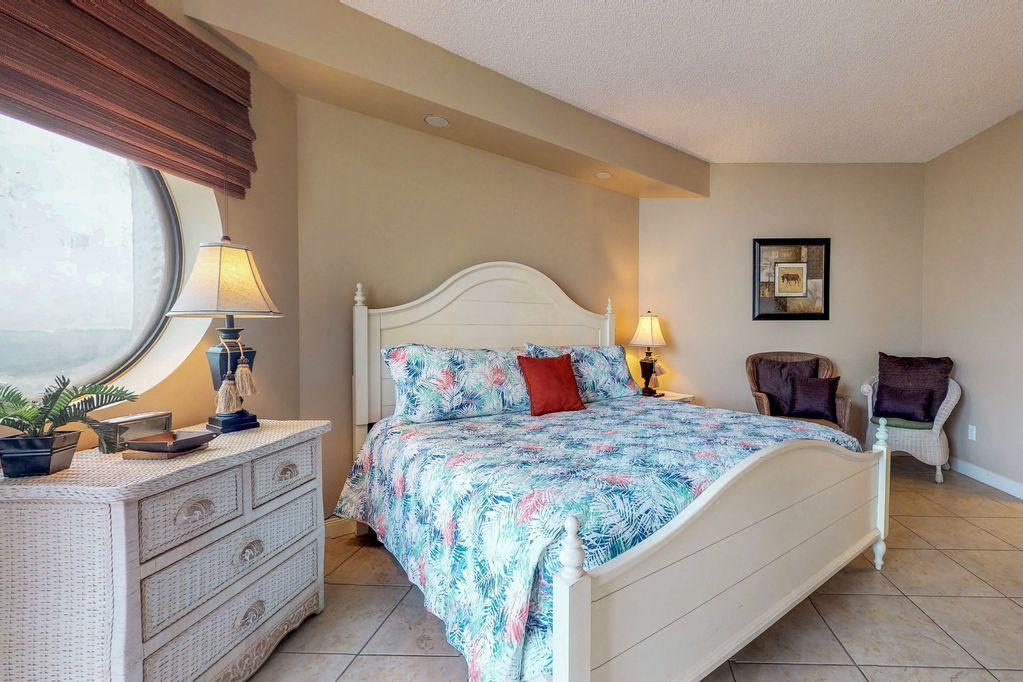 DESTIN SURFSIDE CONDO - Residential