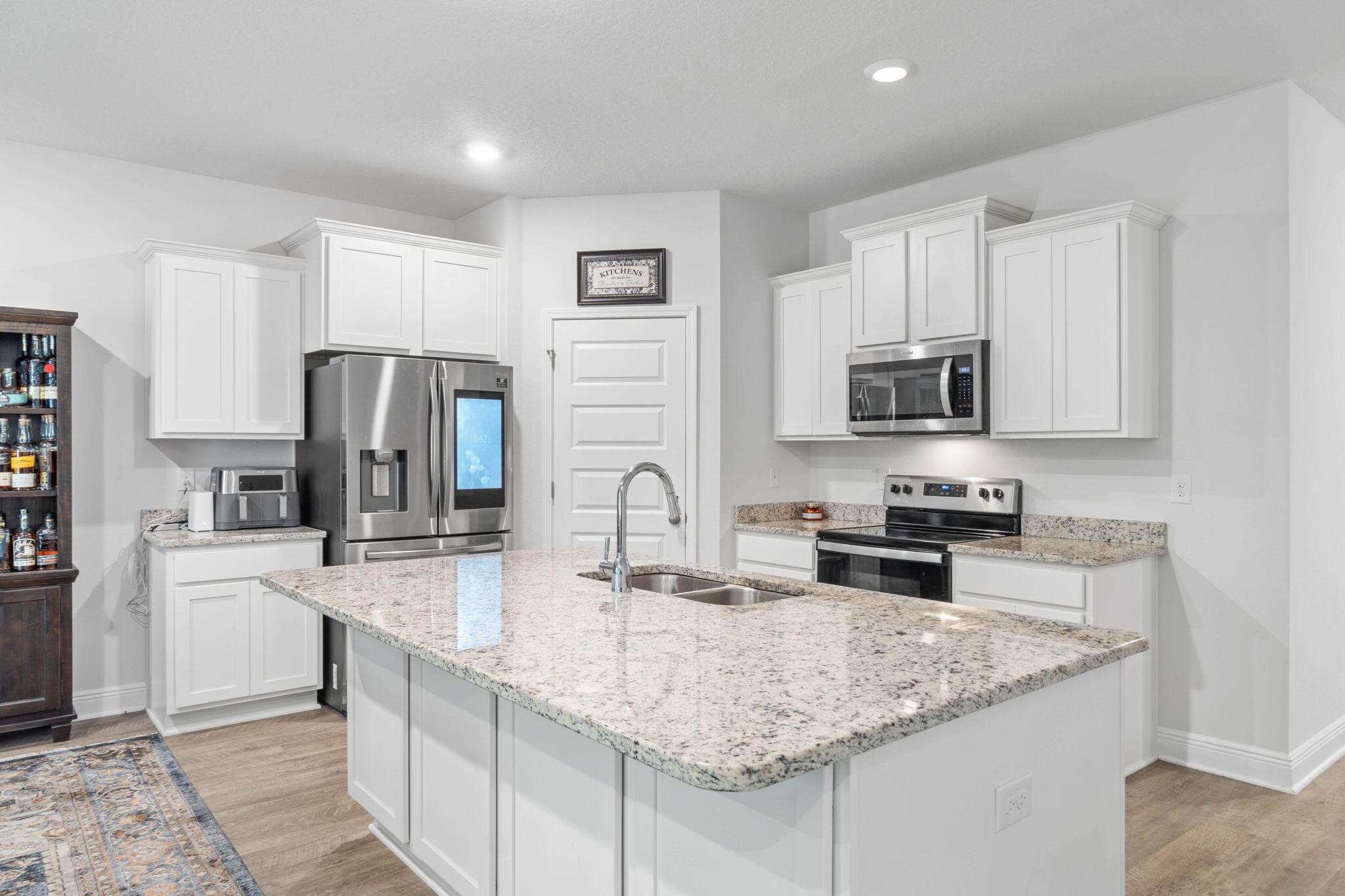 HERITAGE OAKS - Residential