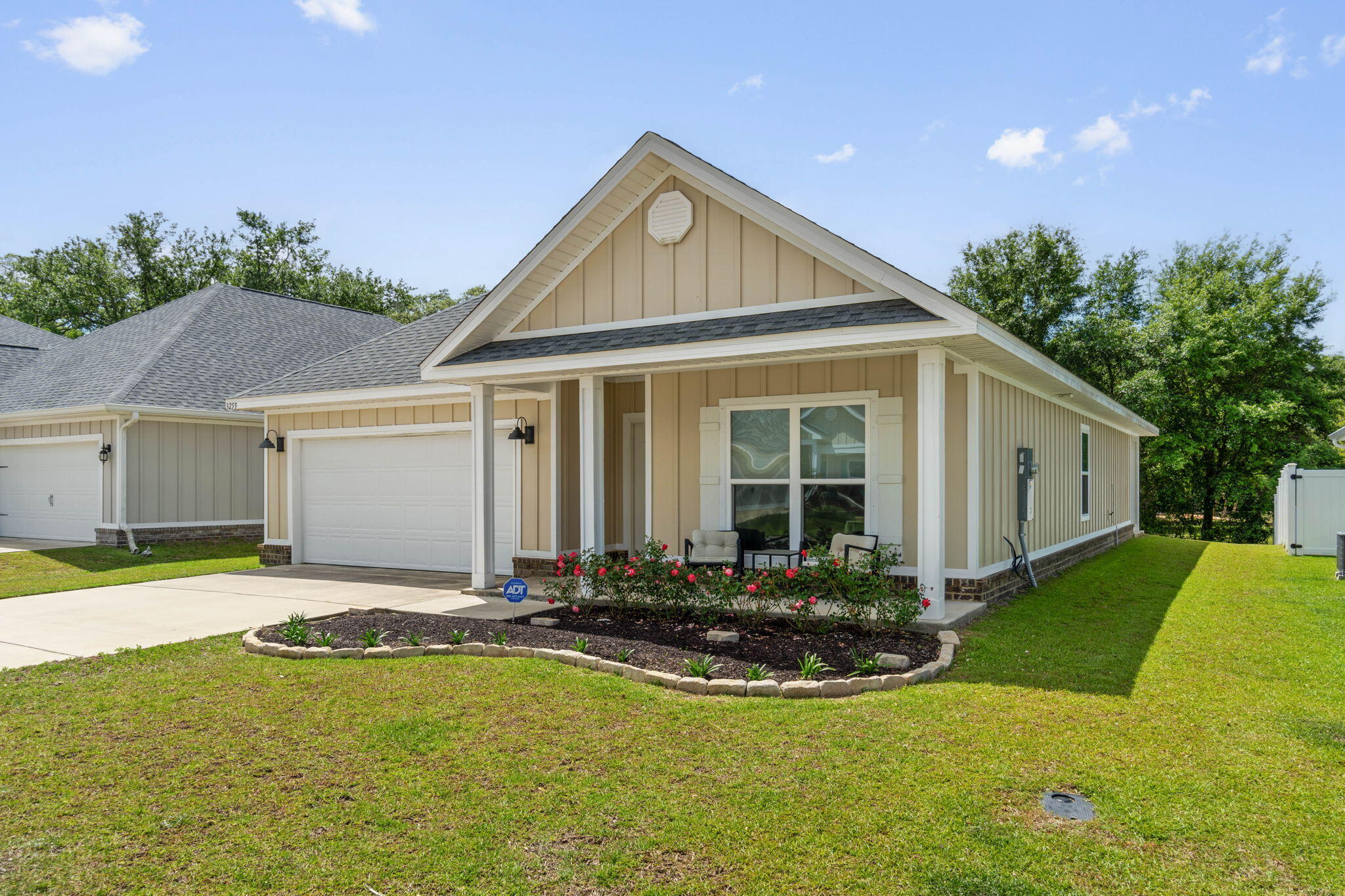 HERITAGE OAKS - Residential
