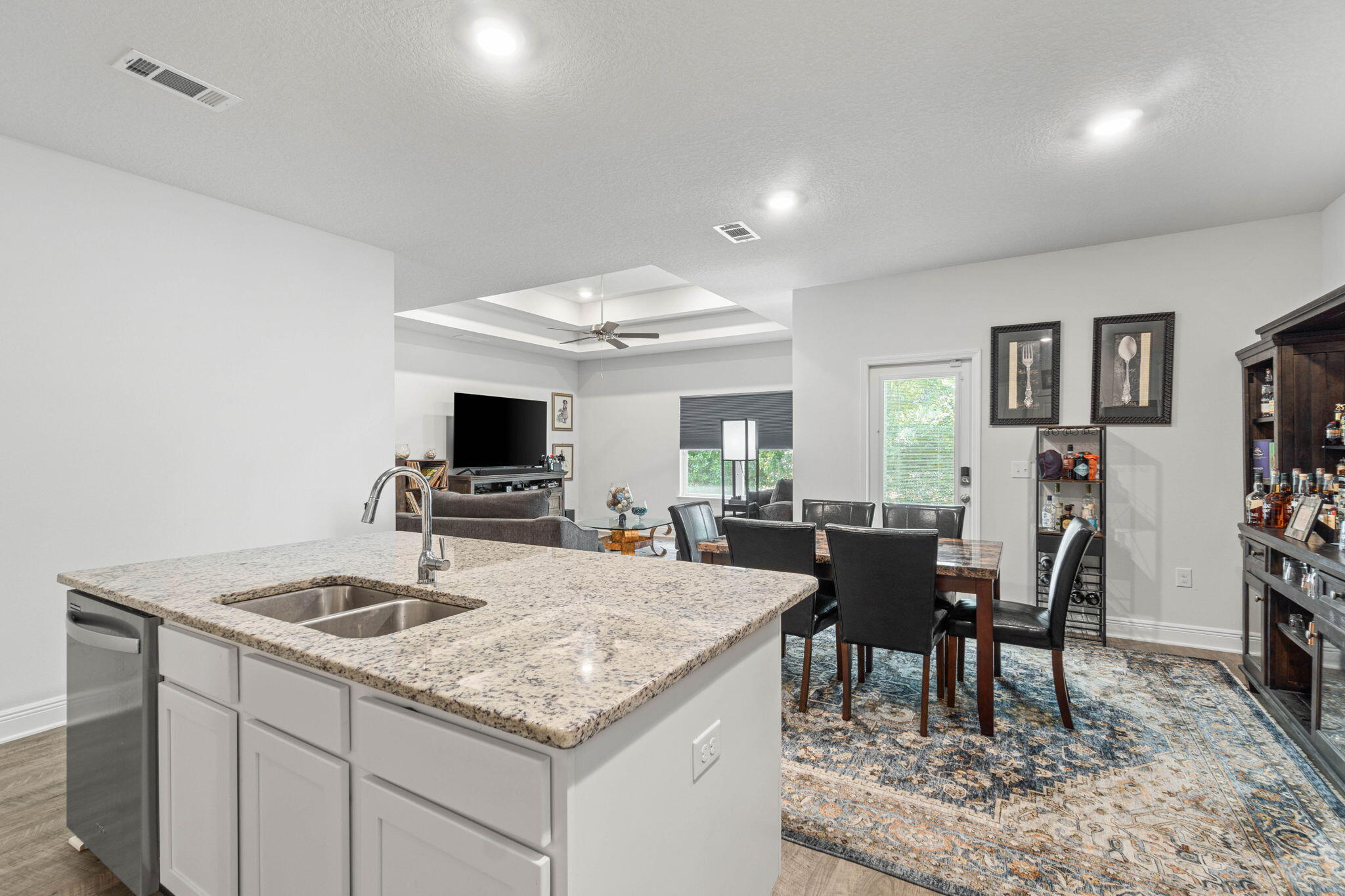 HERITAGE OAKS - Residential