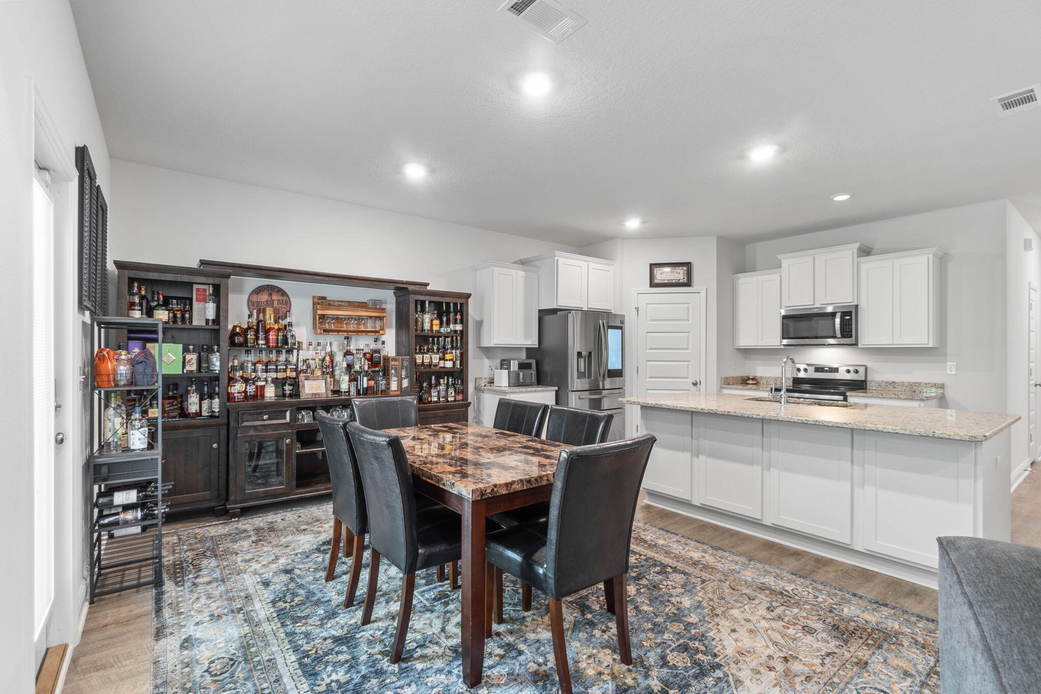 HERITAGE OAKS - Residential