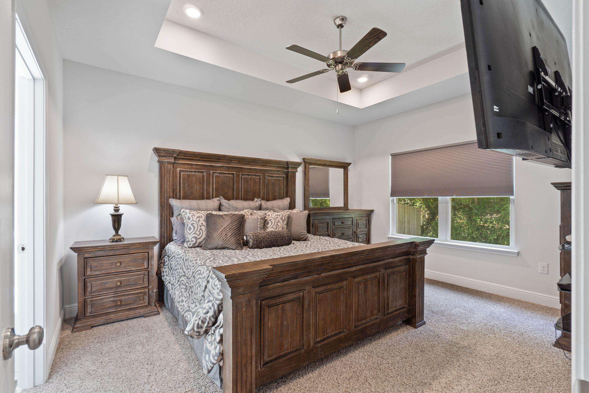 HERITAGE OAKS - Residential