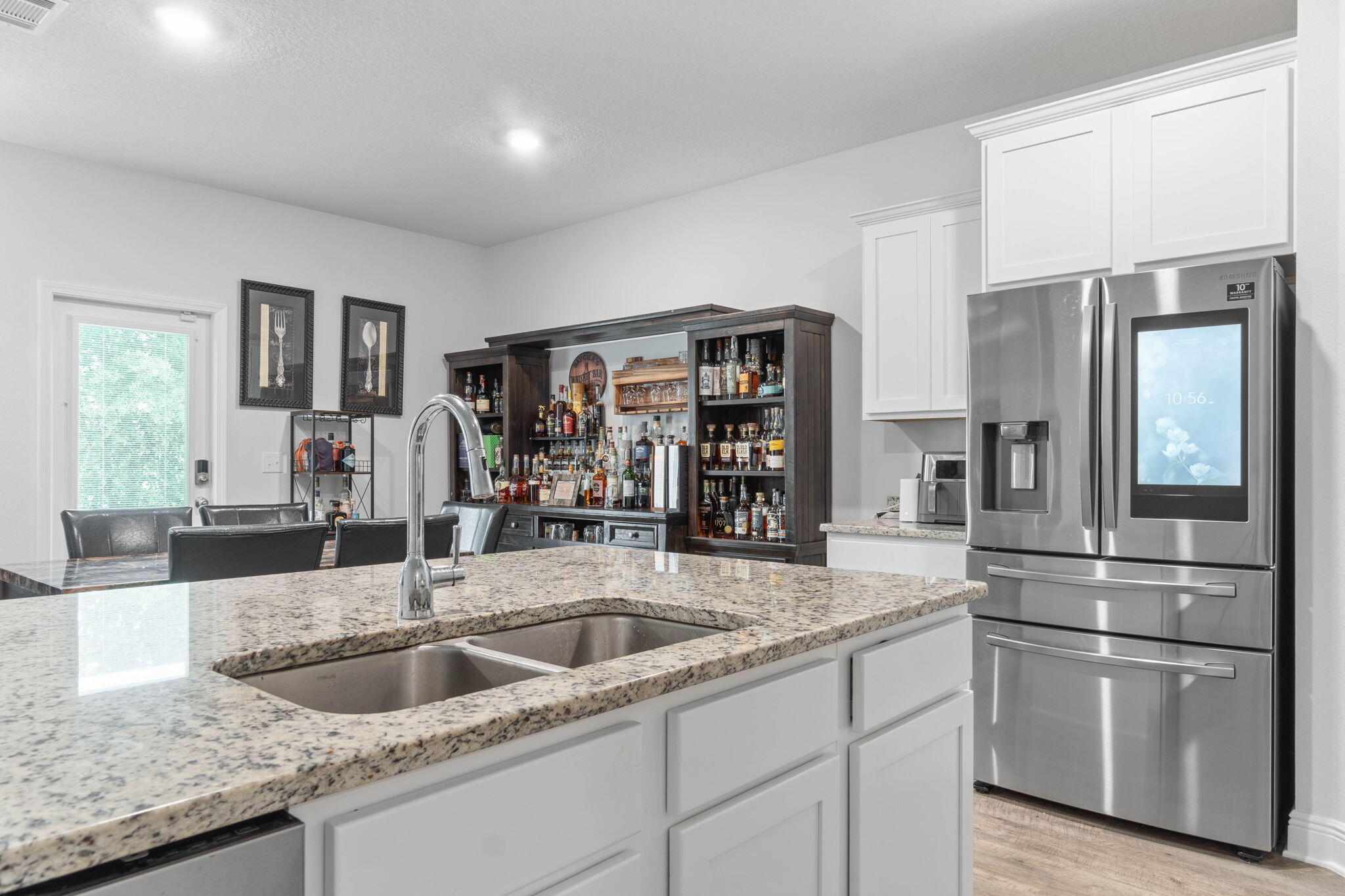 HERITAGE OAKS - Residential