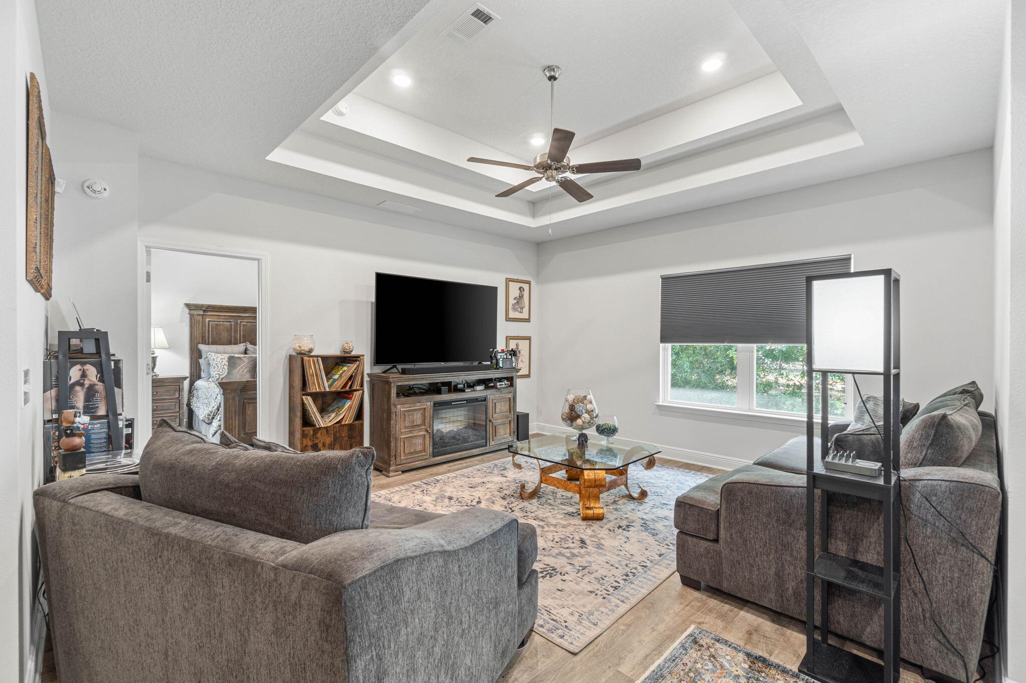 HERITAGE OAKS - Residential