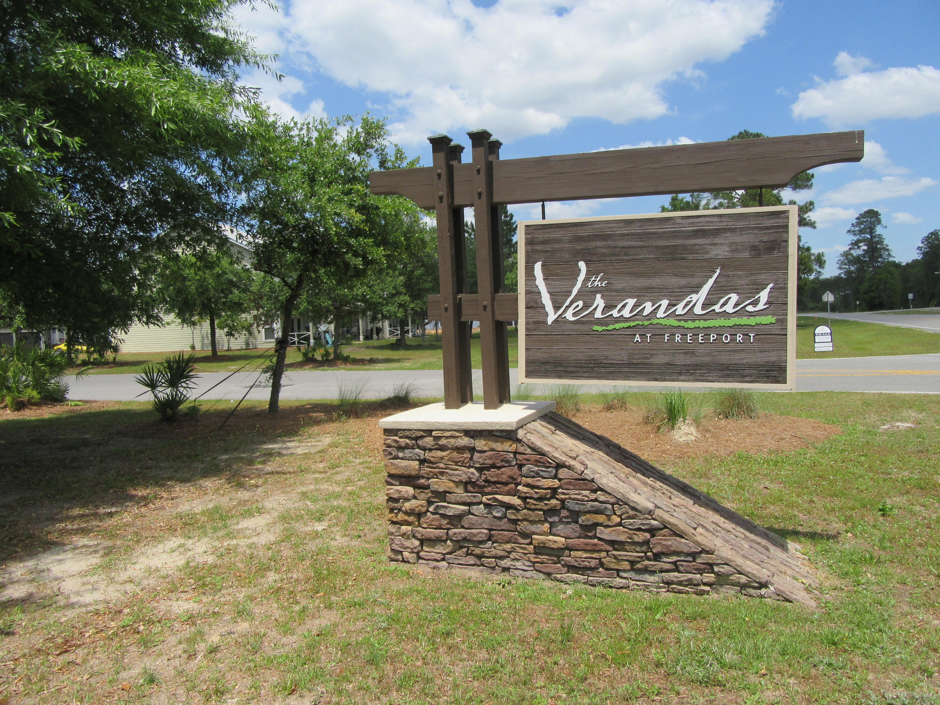 VERANDAS OF FREEPORT, THE - Residential Lease