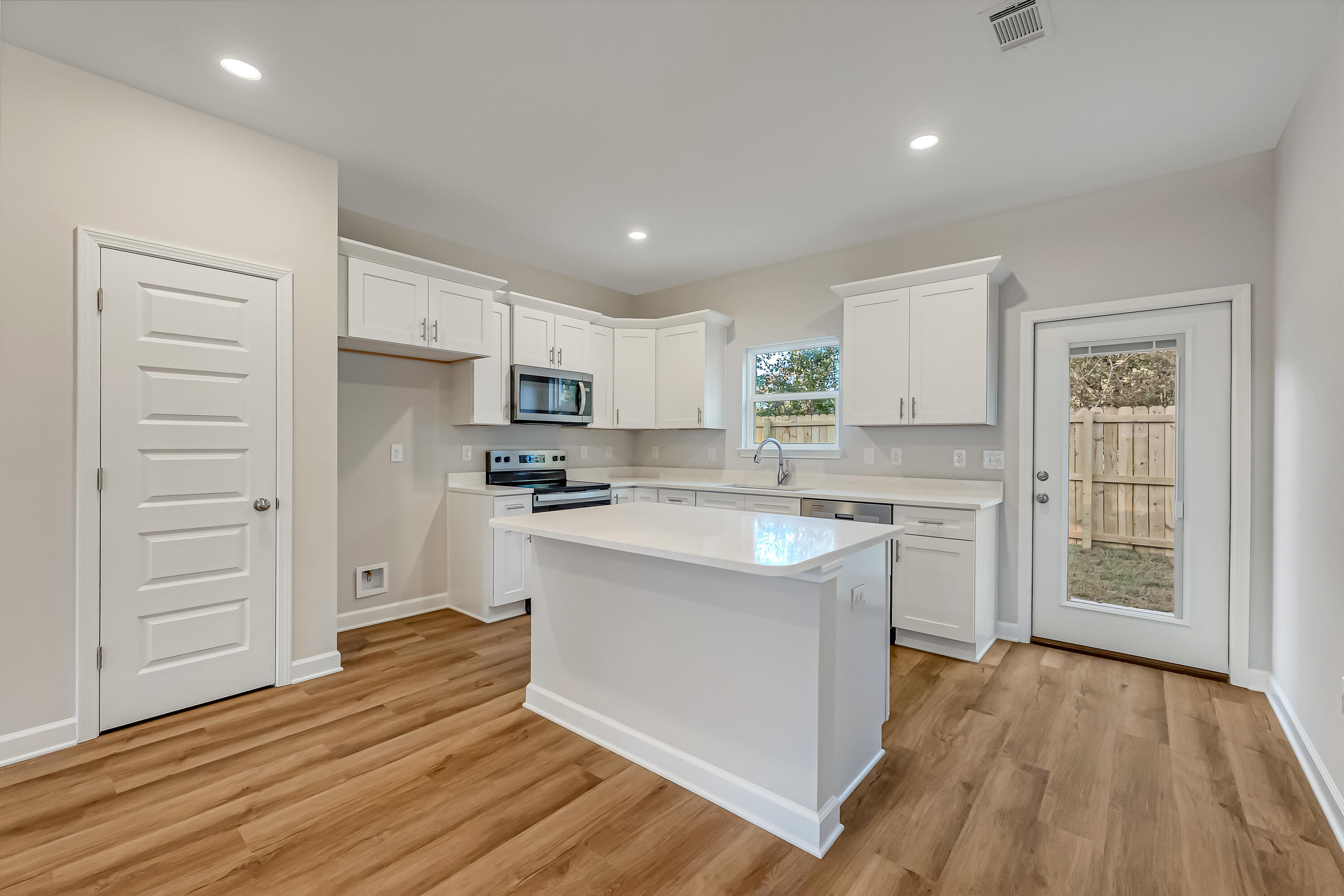 Live Oak Cottages - Residential