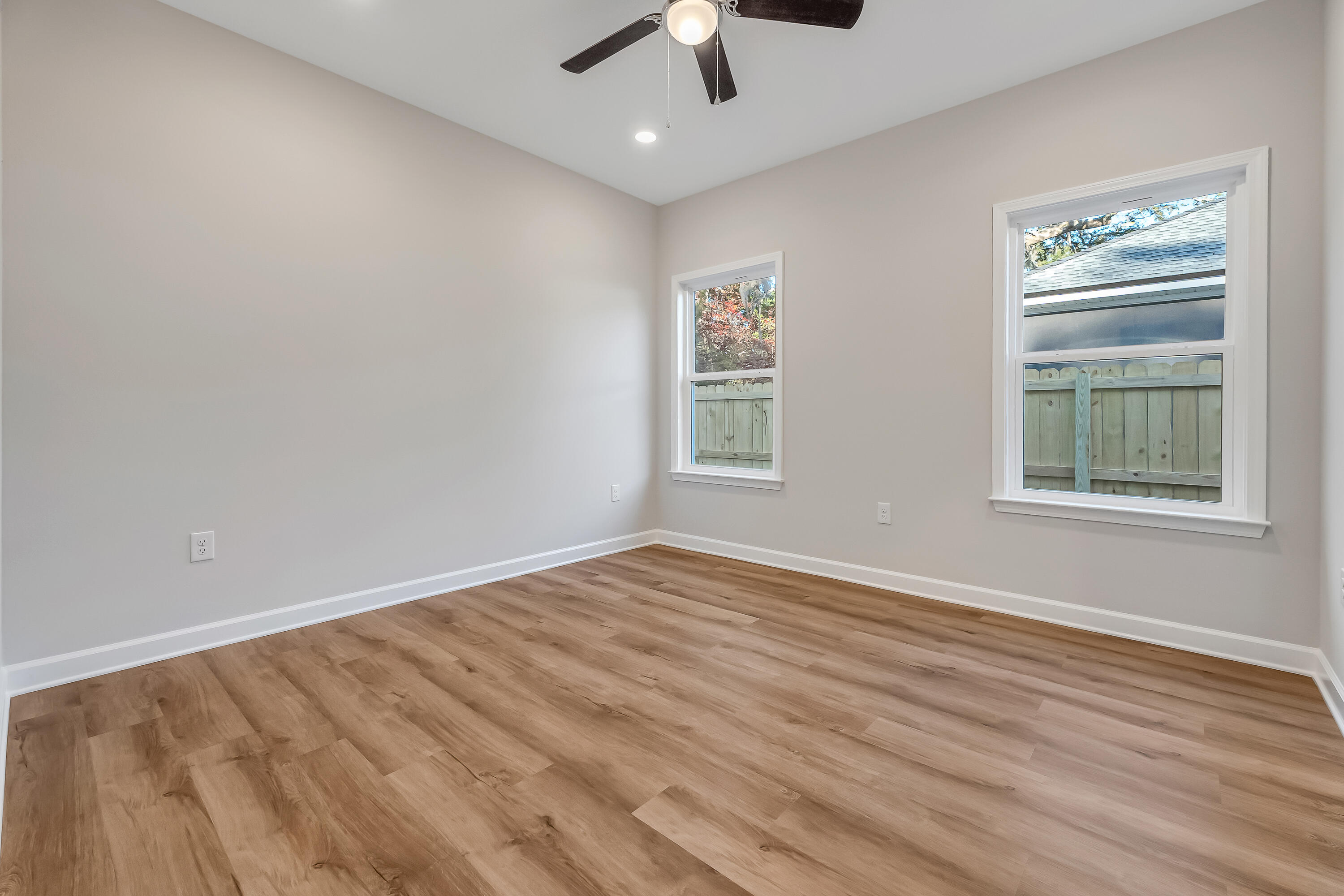 Live Oak Cottages - Residential