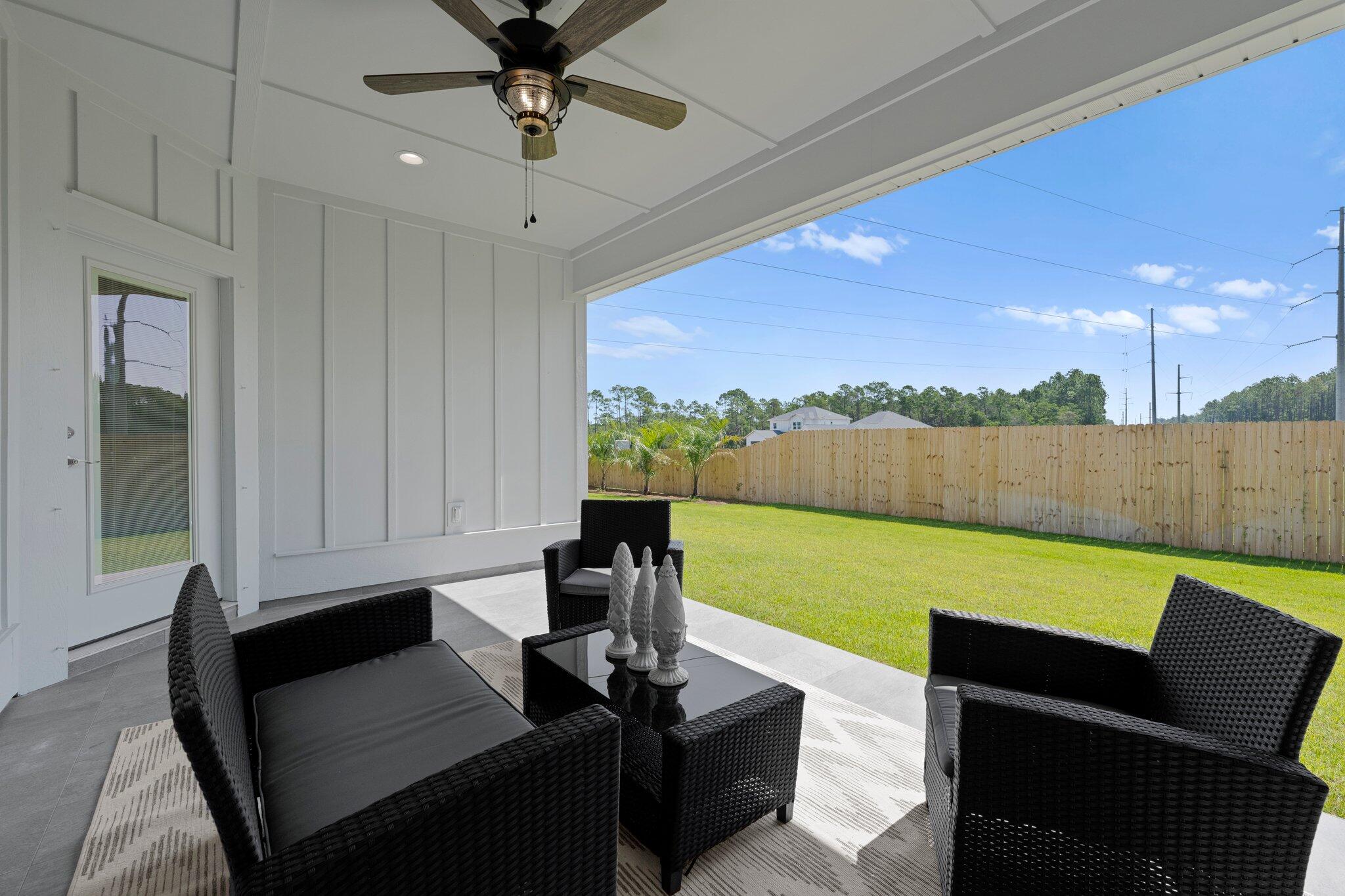 LAGUNA HAVEN - Residential