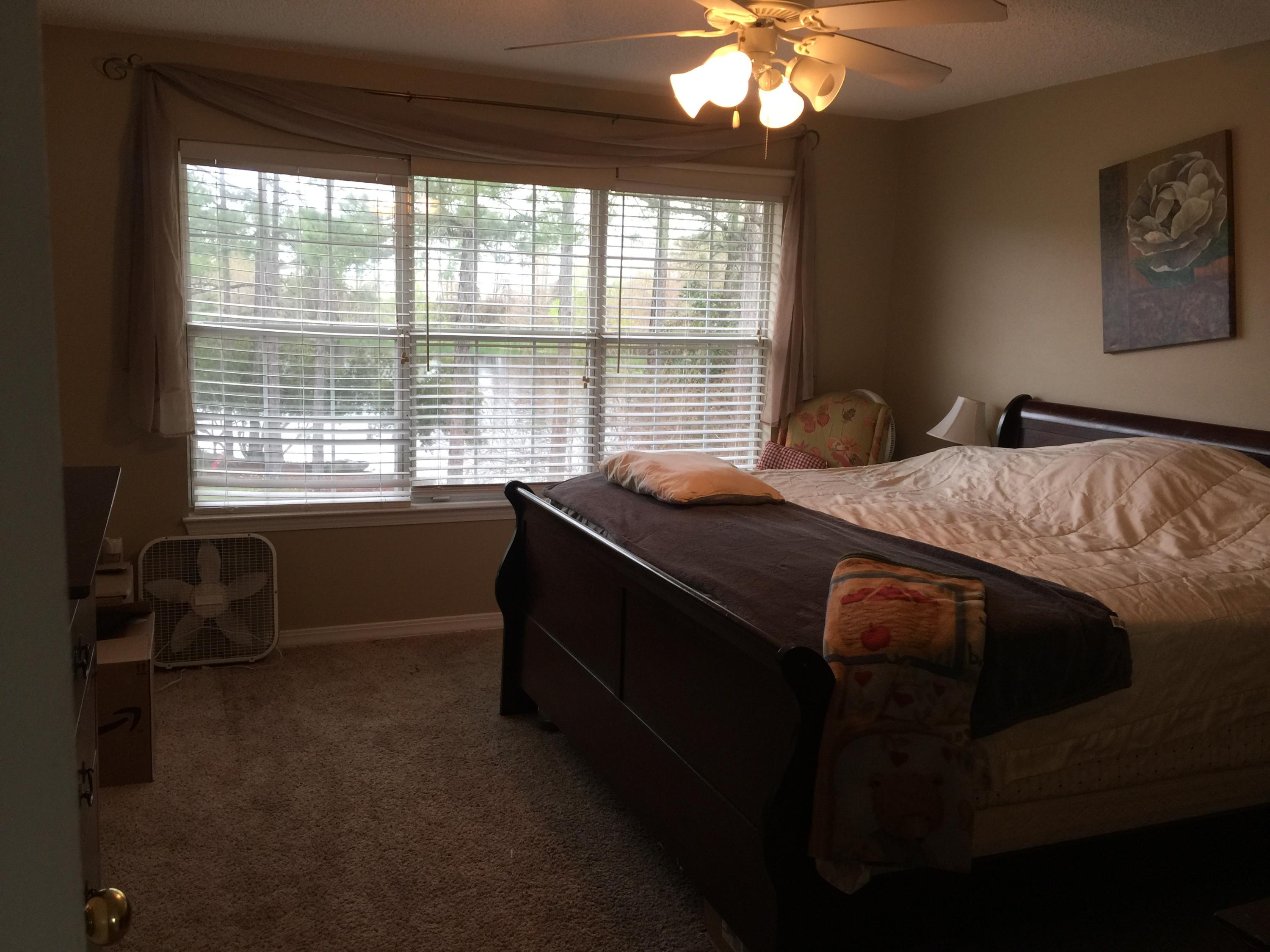 TWIN LAKES ESTATES - Residential Lease
