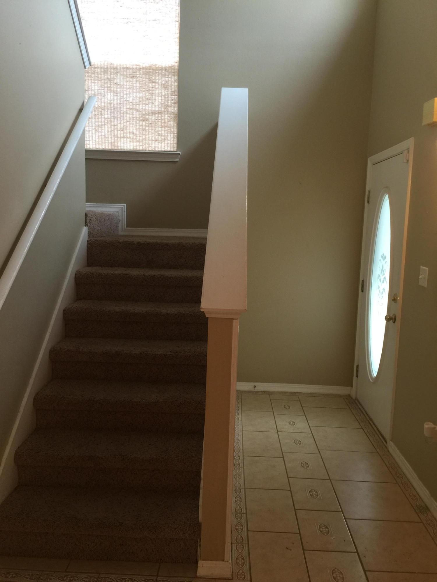 TWIN LAKES ESTATES - Residential Lease