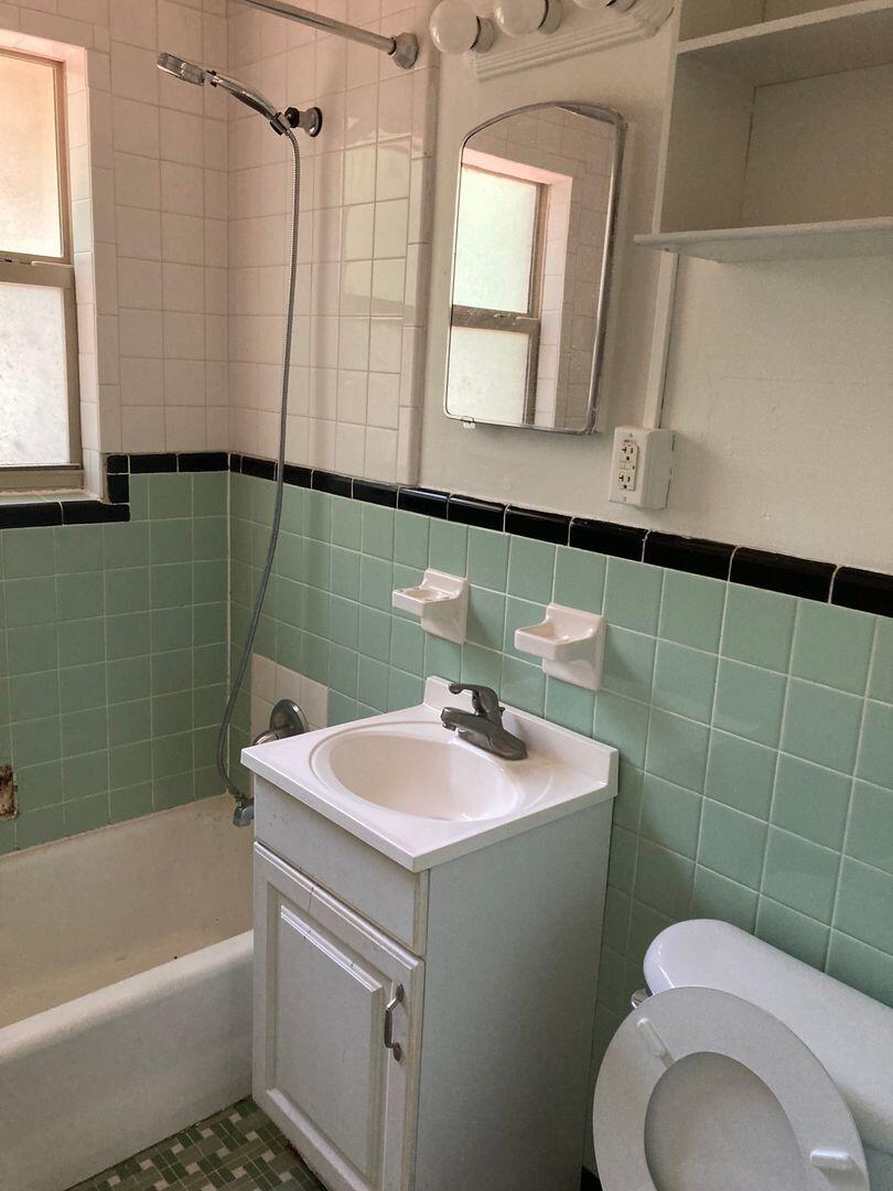 VALPARAISO PLAT 01 - Residential Lease