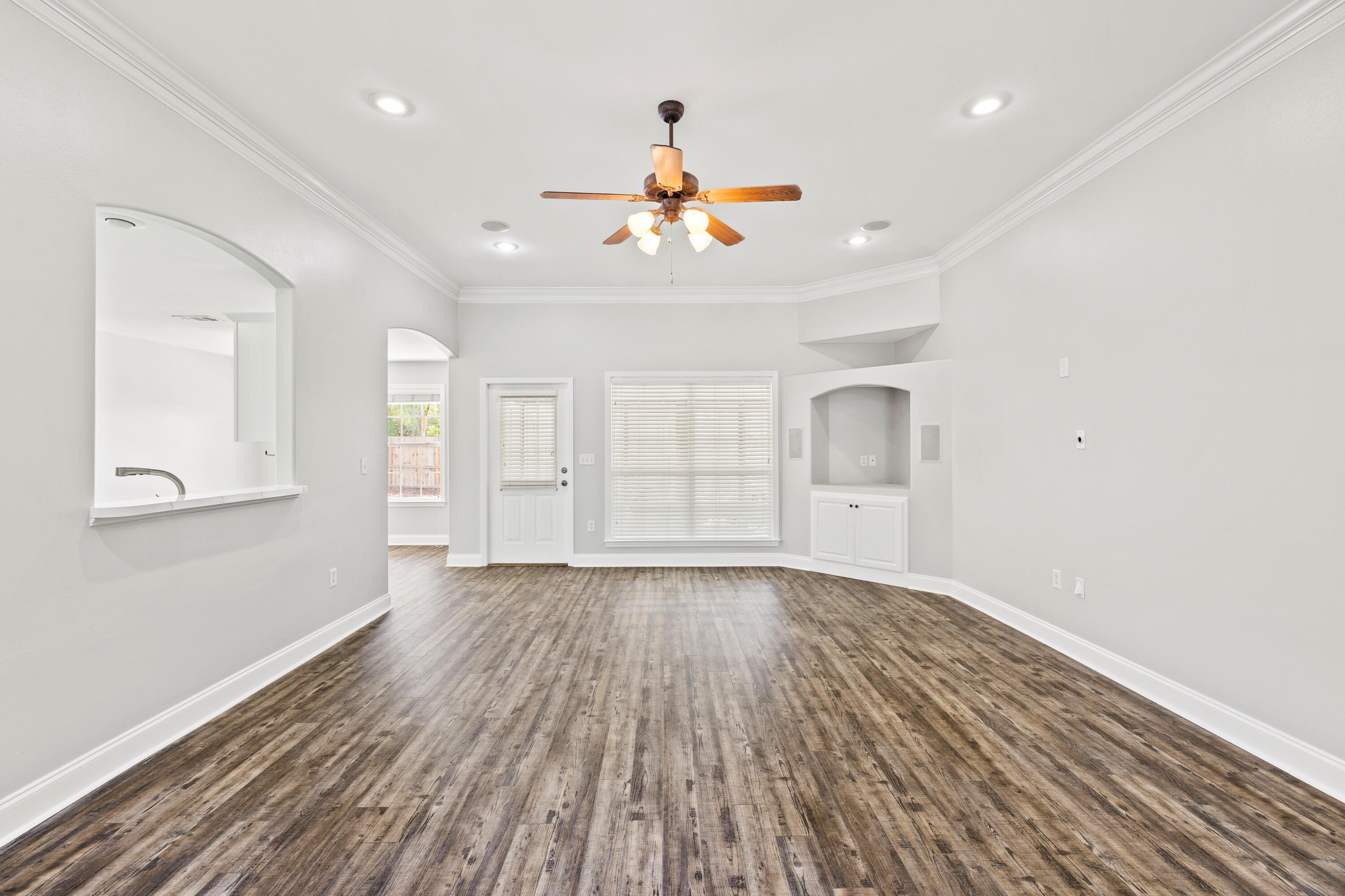 HOLIDAY SHORES ESTATES - Residential