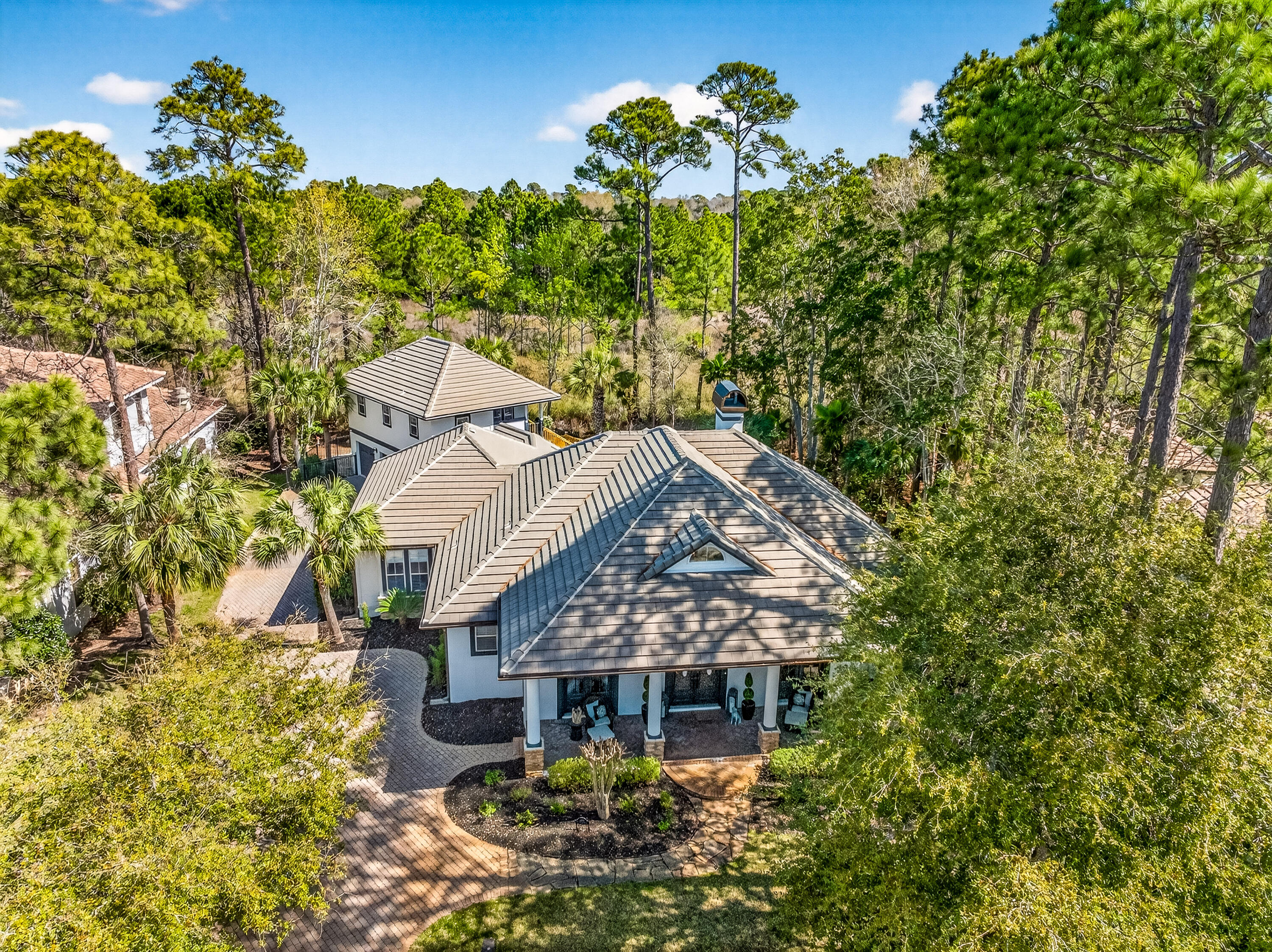 BURNT PINE - Residential