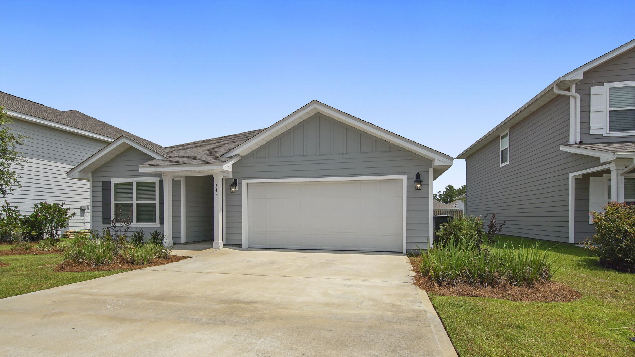 HAMMOCK BAY - Residential Lease